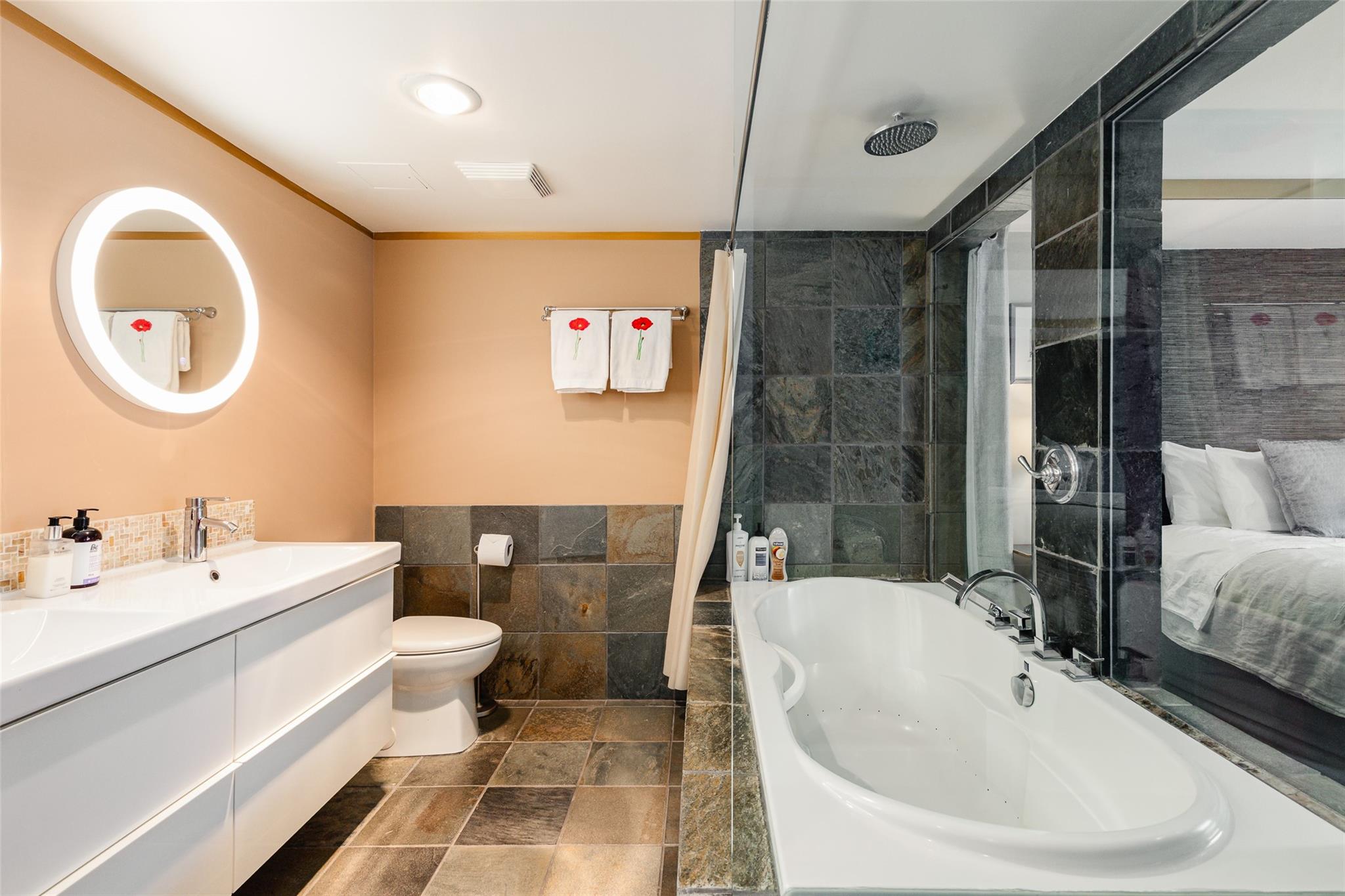 415-4557 Blackcomb Way image 9