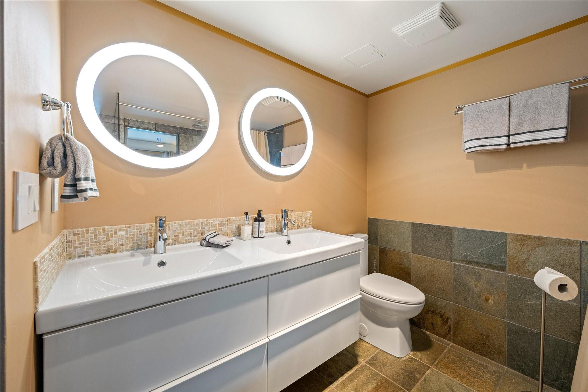 415-4557 Blackcomb Way image 18