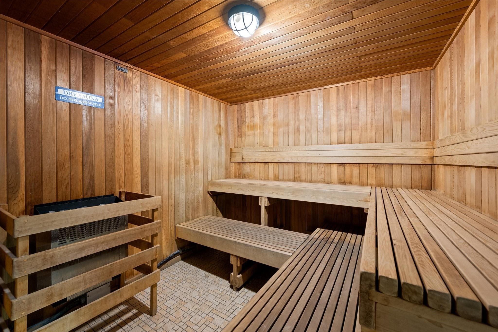 1266-4308 Main Street image 14