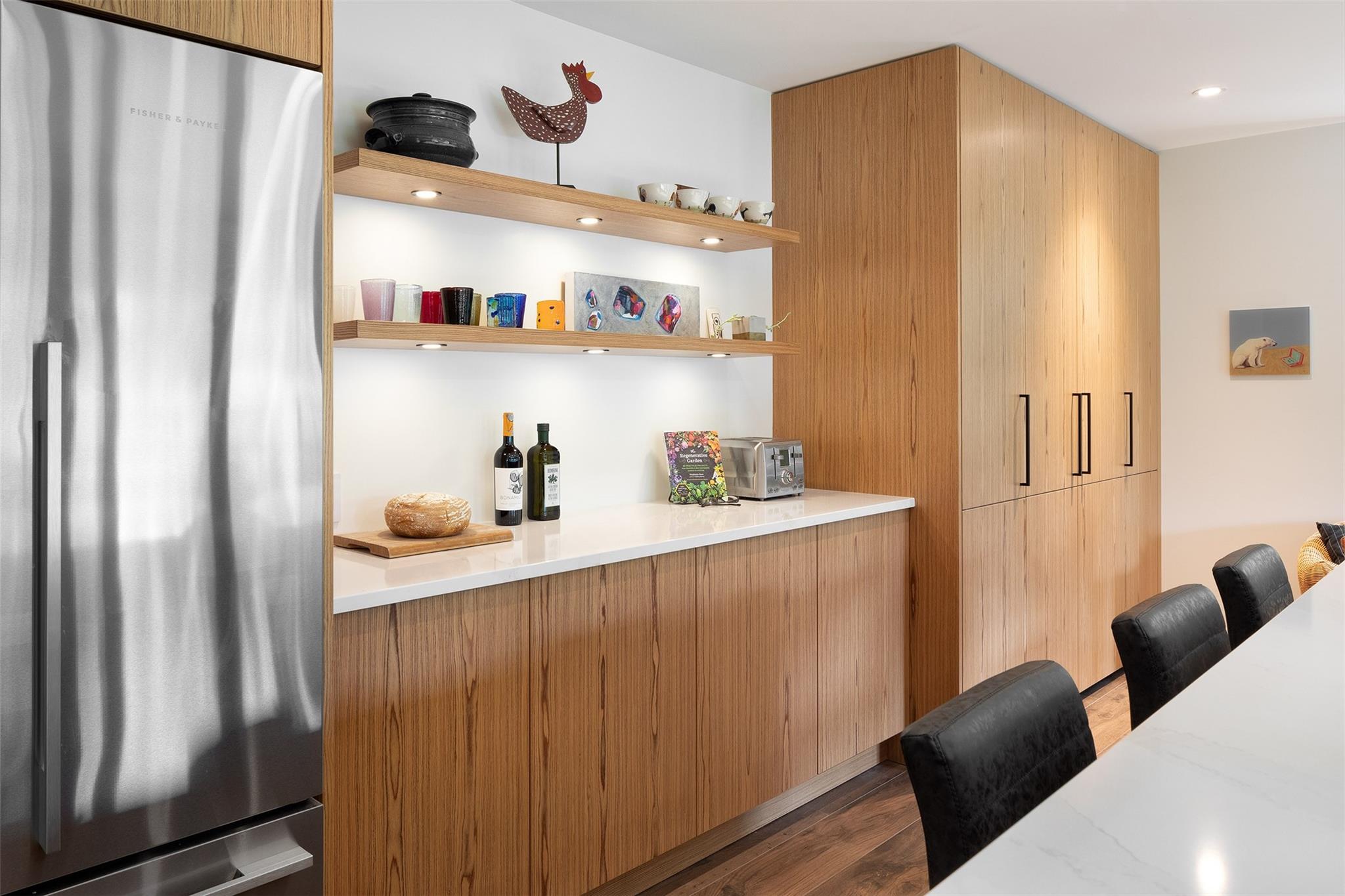 6818 Beaver Lane image 12