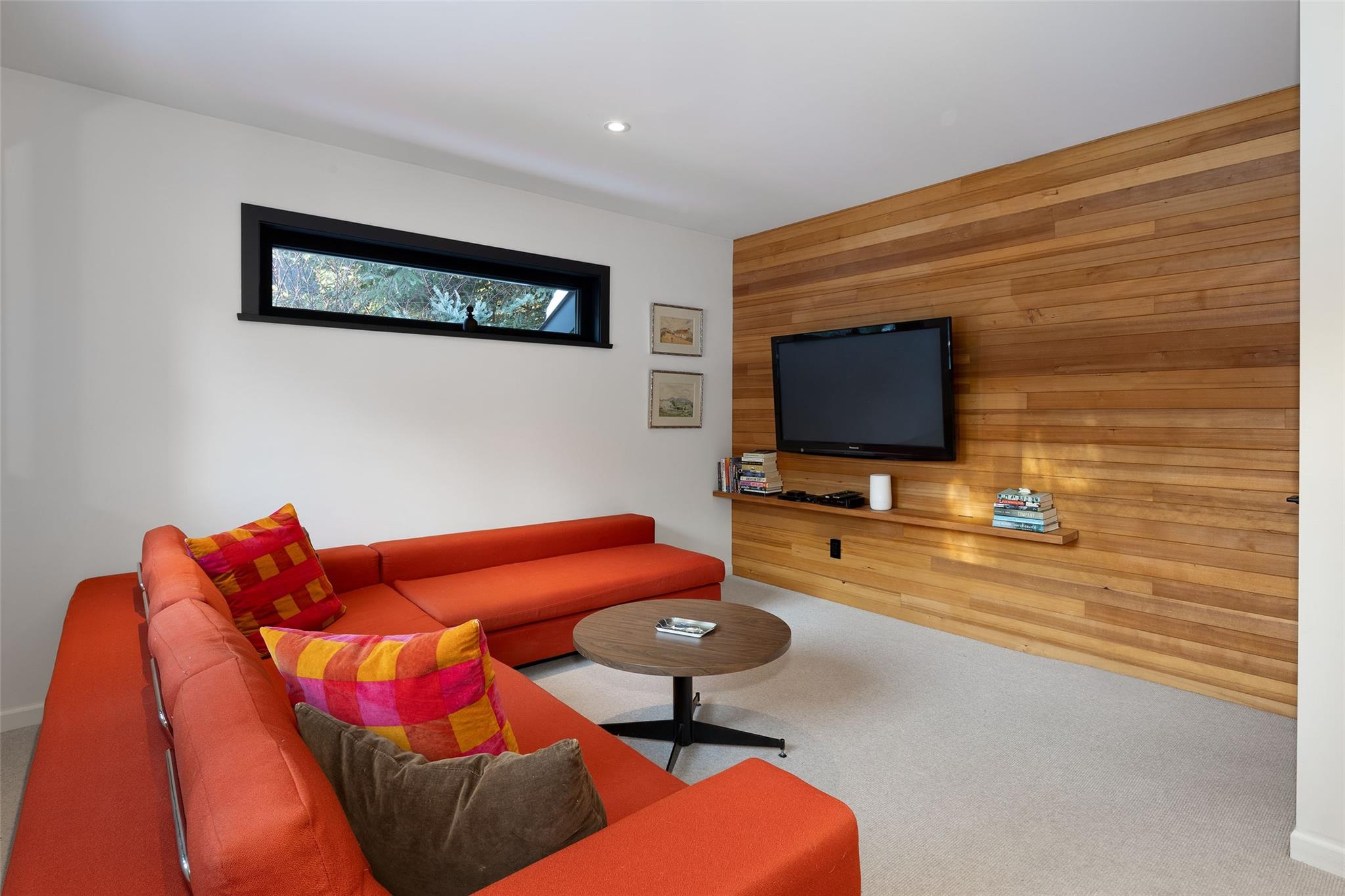 6818 Beaver Lane image 16