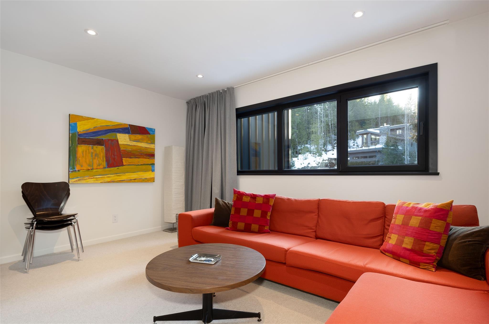 6818 Beaver Lane image 17