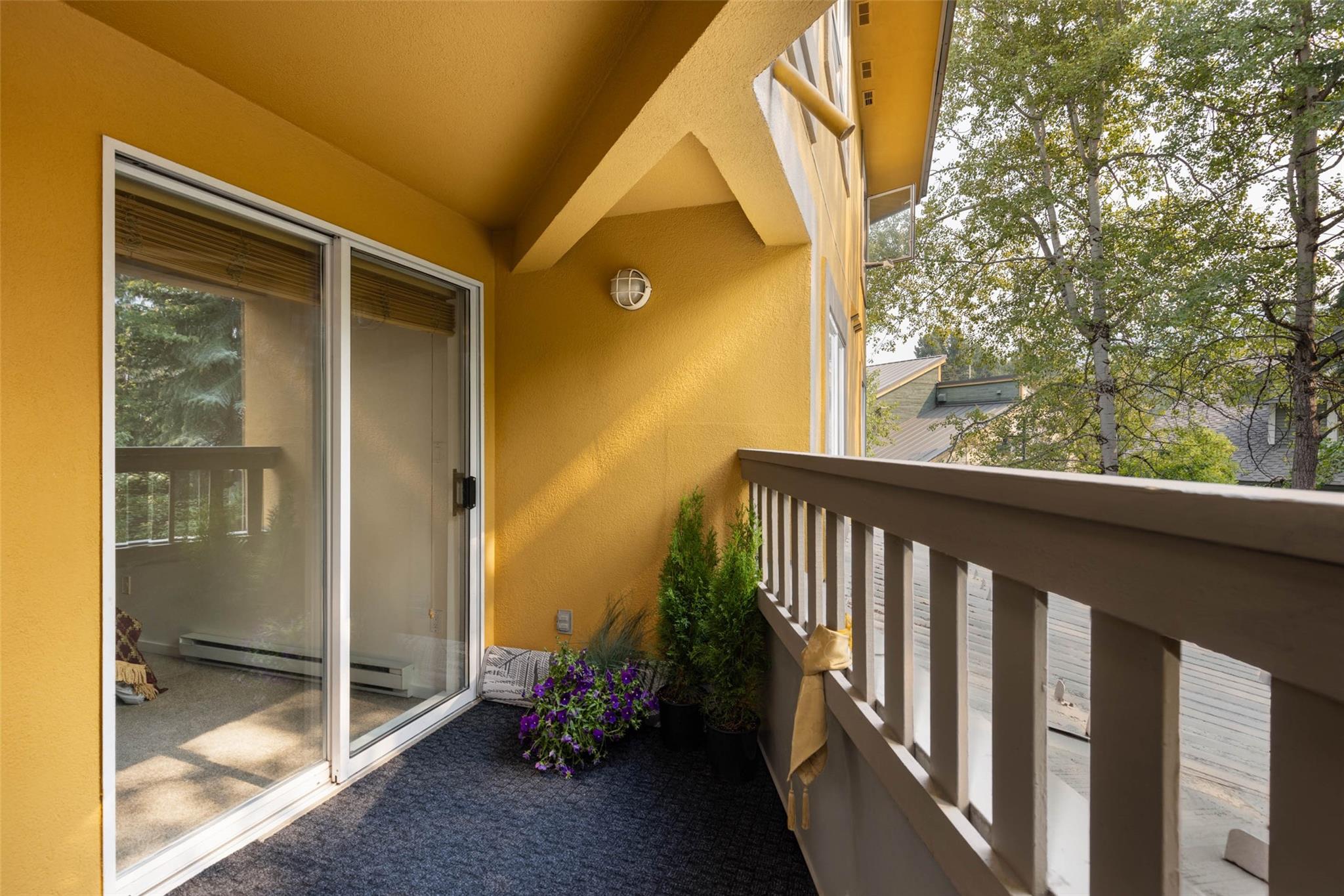 203-4314 Main Street image 13