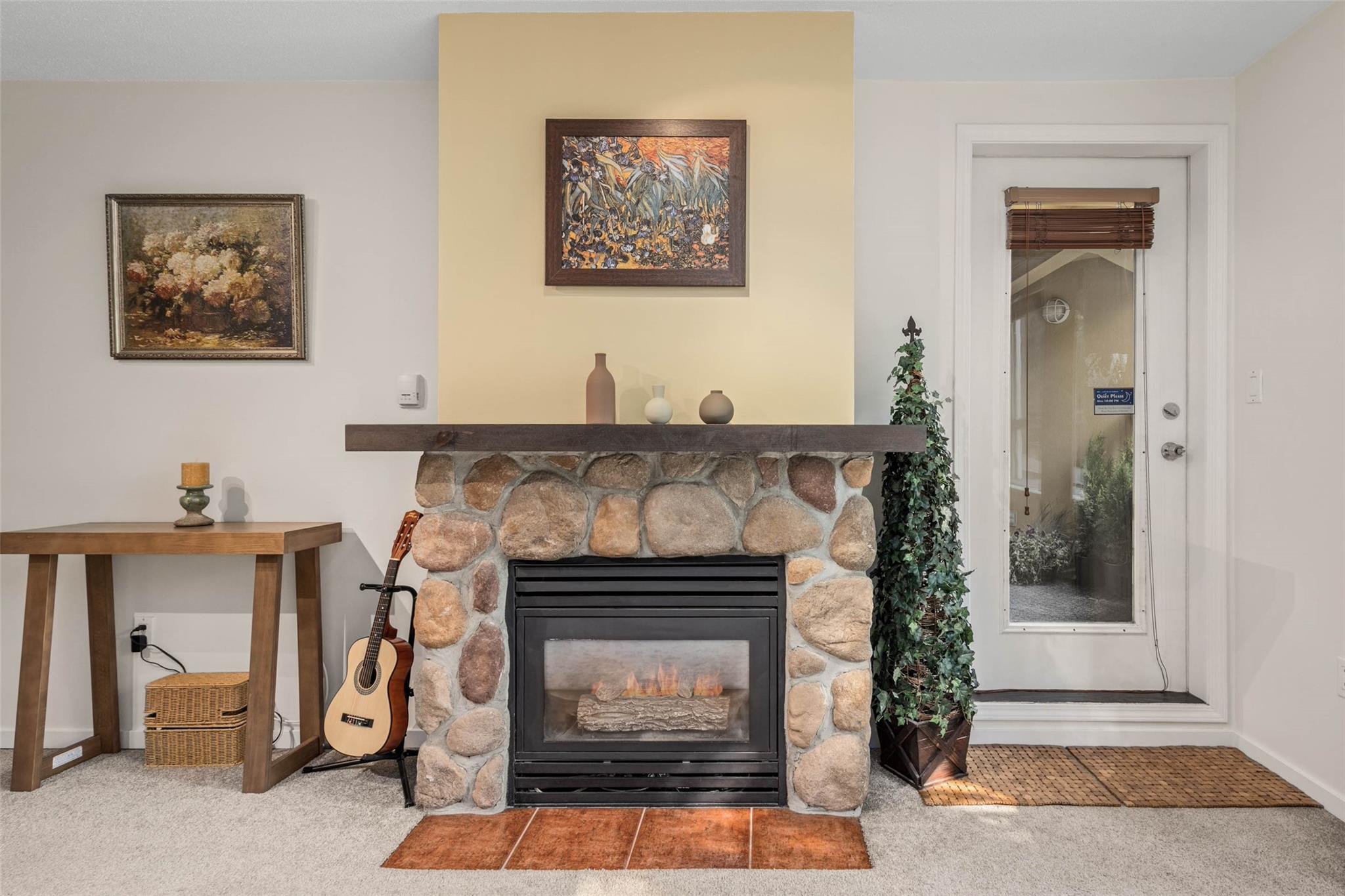 203-4314 Main Street image 2