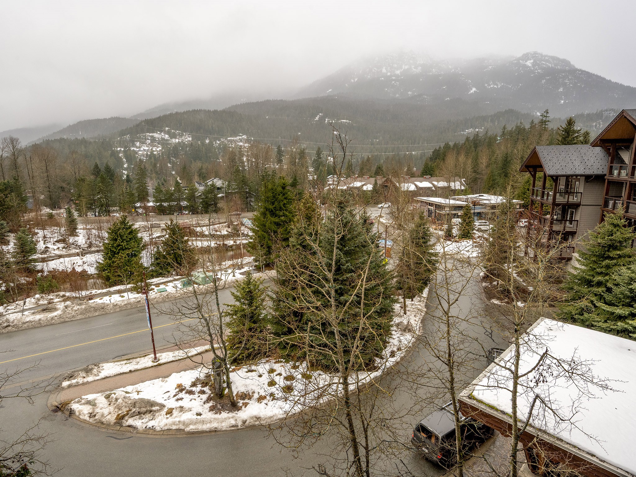 414A-2020 London Lane image 13