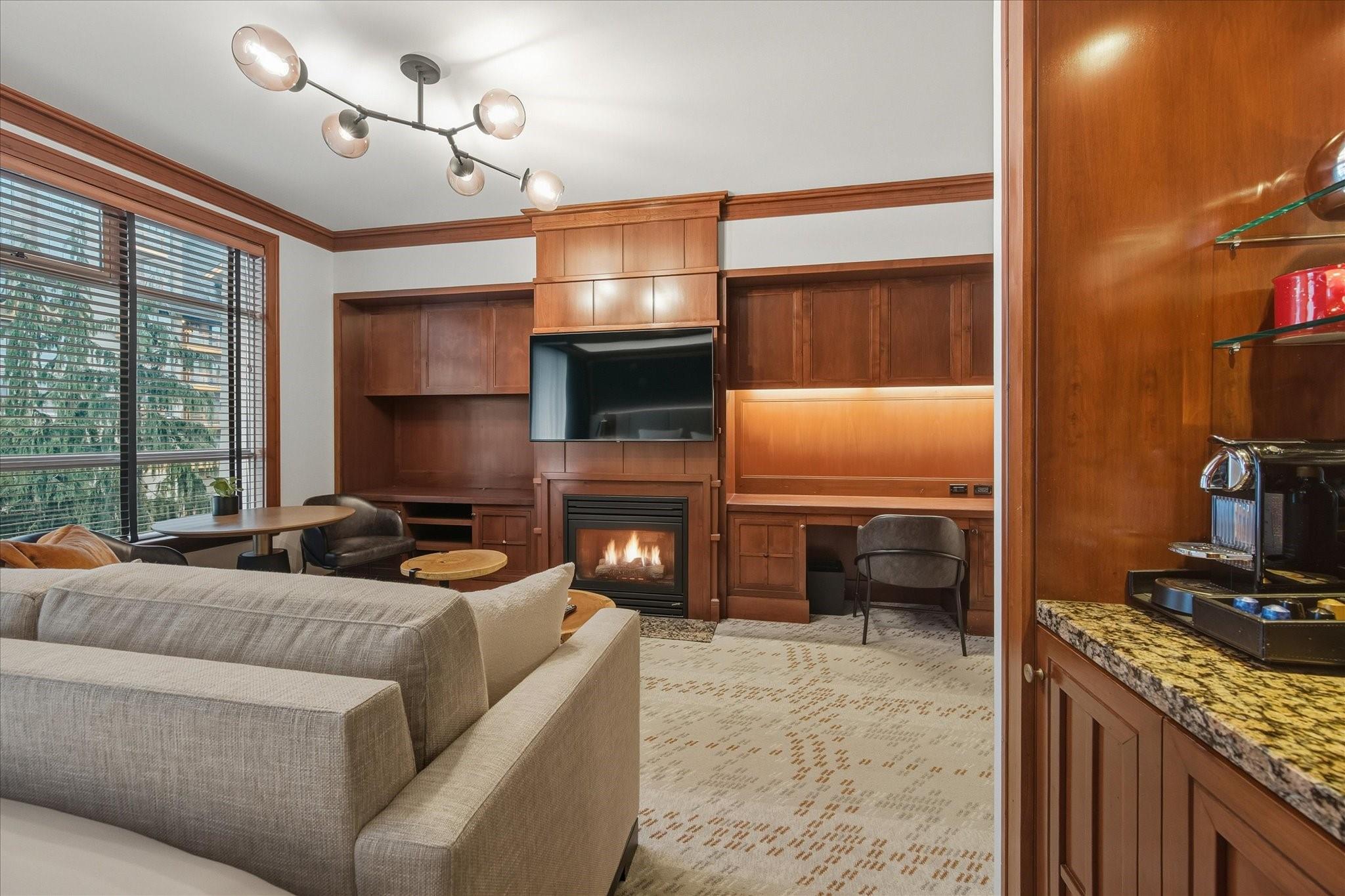 454-4591 Blackcomb Way image 9