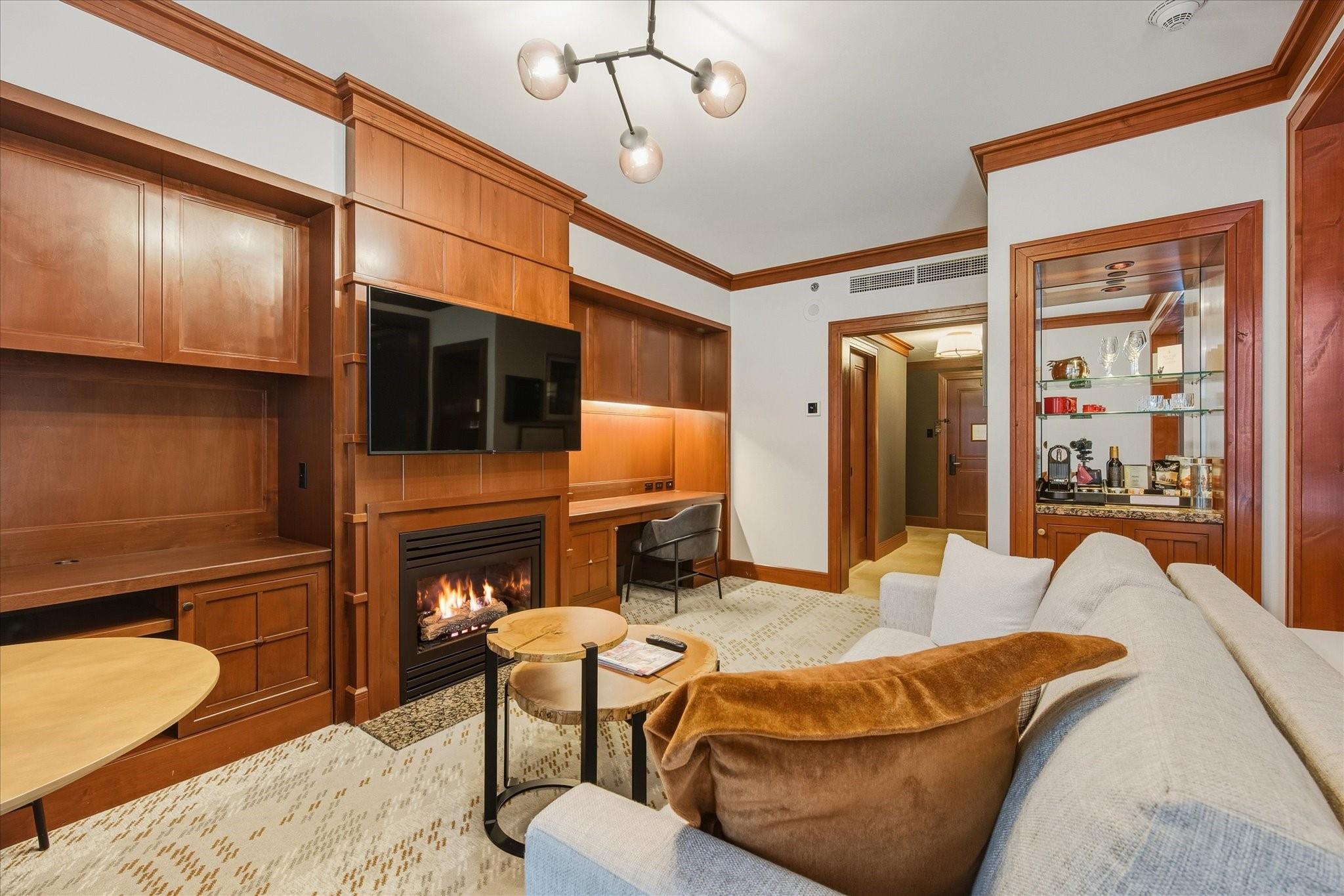 454-4591 Blackcomb Way image 8