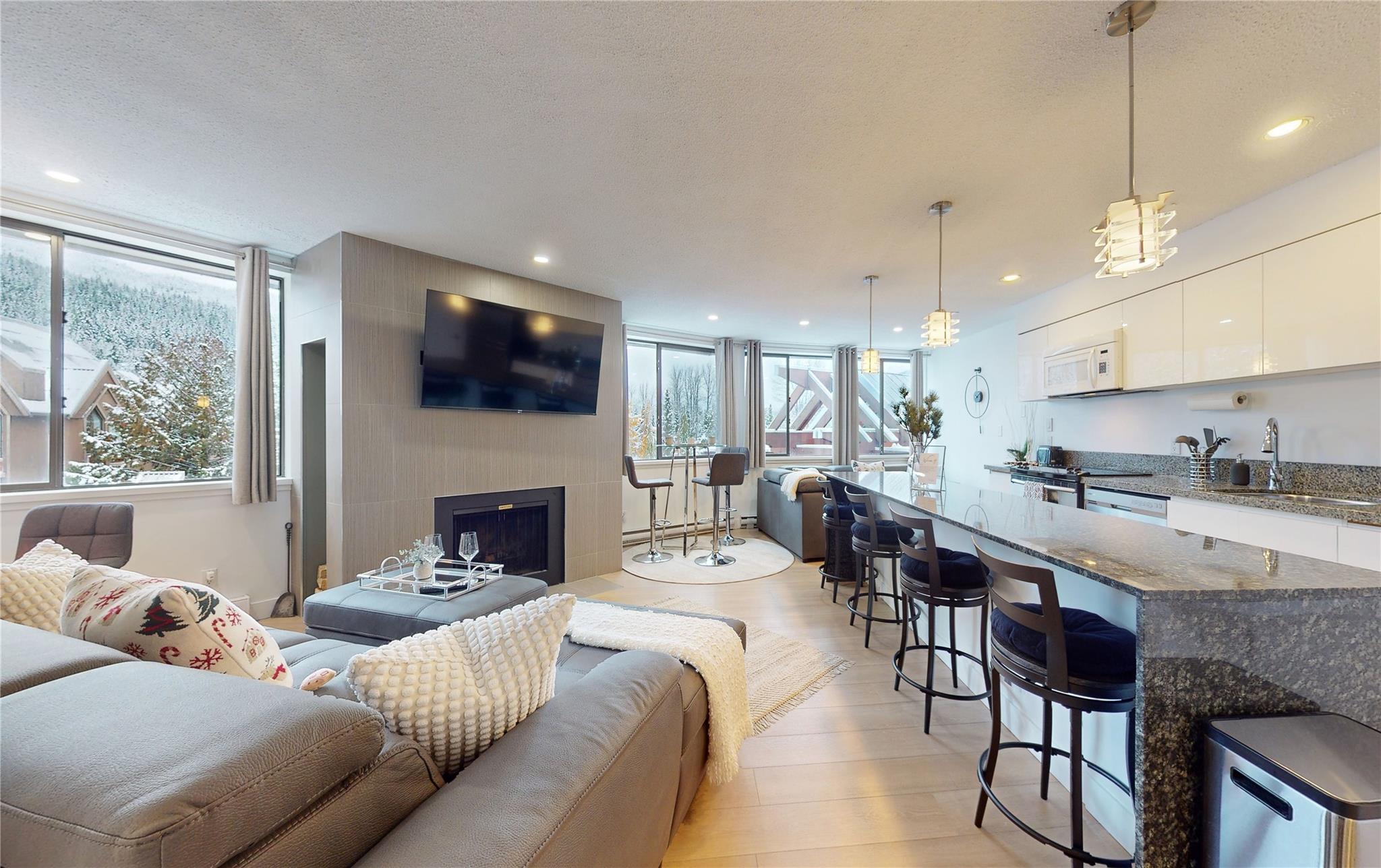 301-4111 Golfer's Approach 