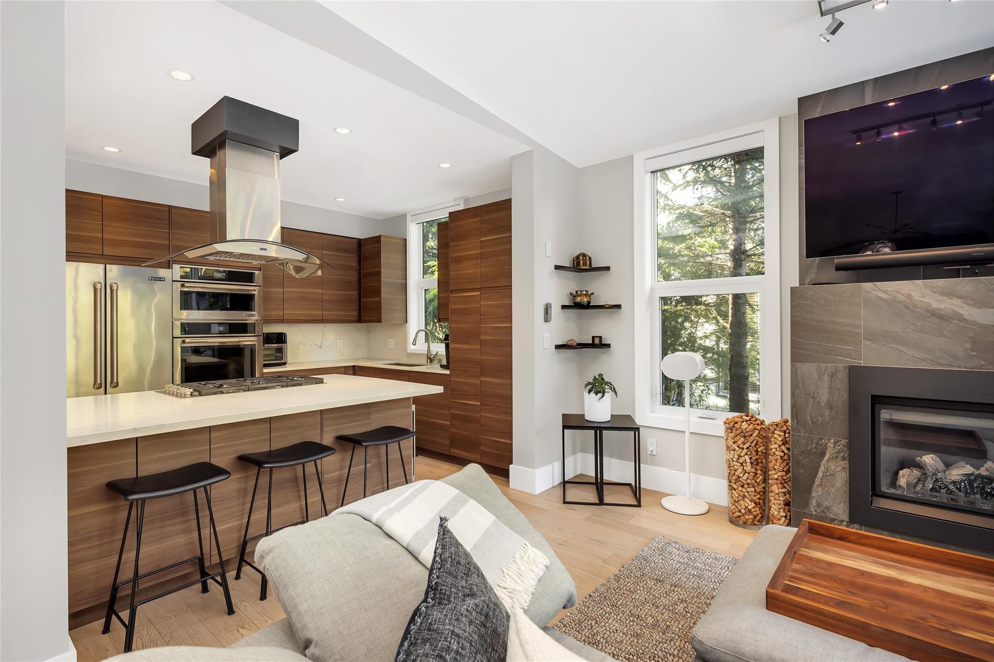 11-1240 Mount Fee Road image 4