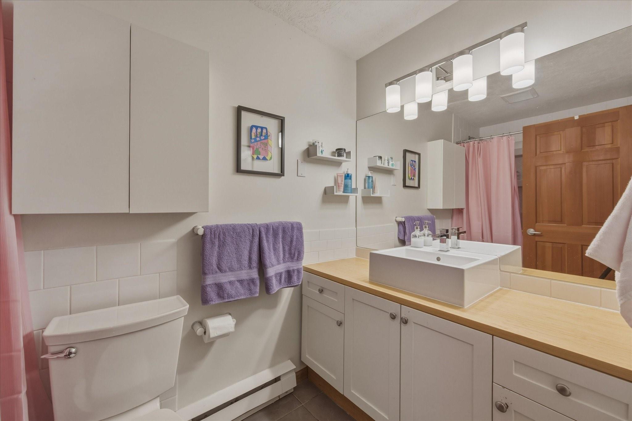 201-3300 Ptarmigan Place image 10