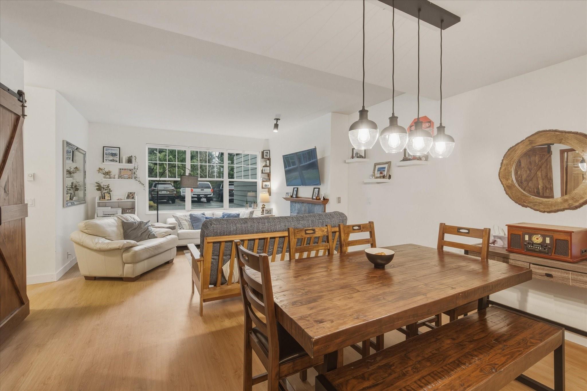 201-3300 Ptarmigan Place image 2