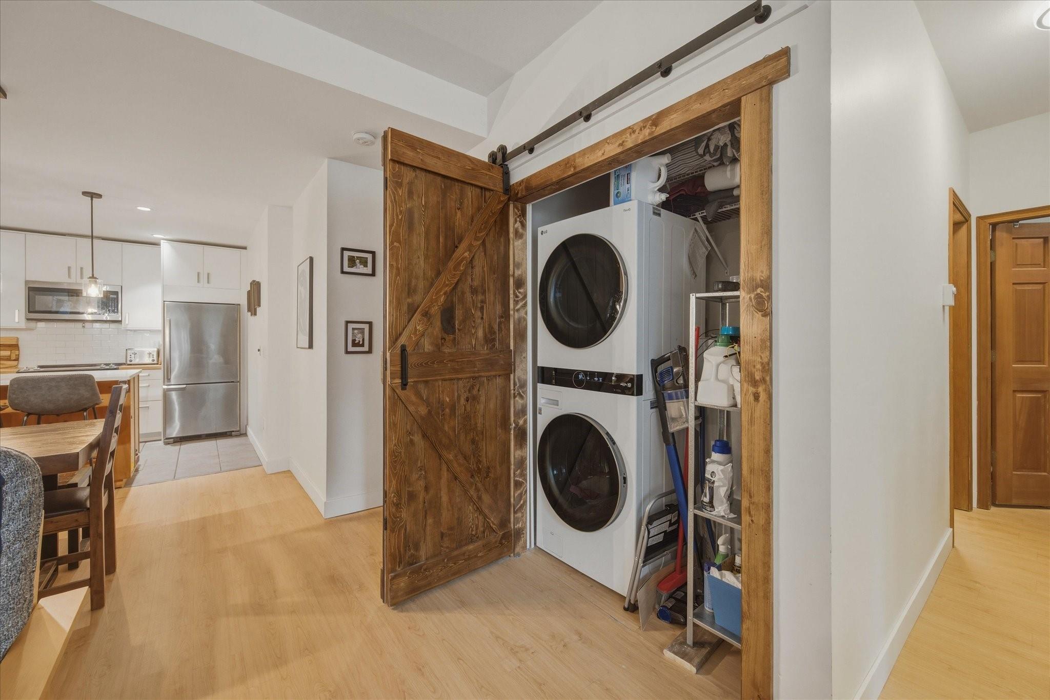 201-3300 Ptarmigan Place image 7