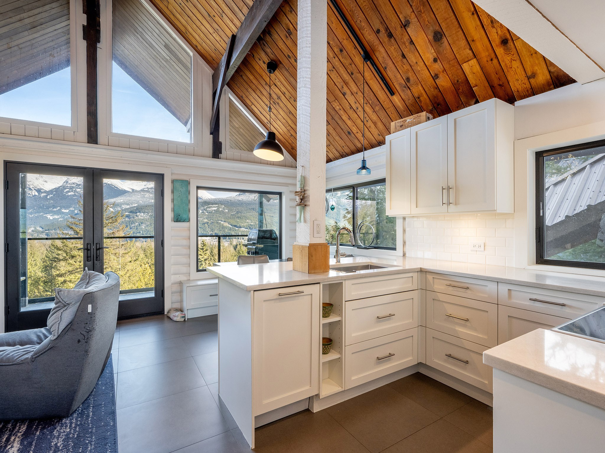 8706 Wedgeview Place image 6