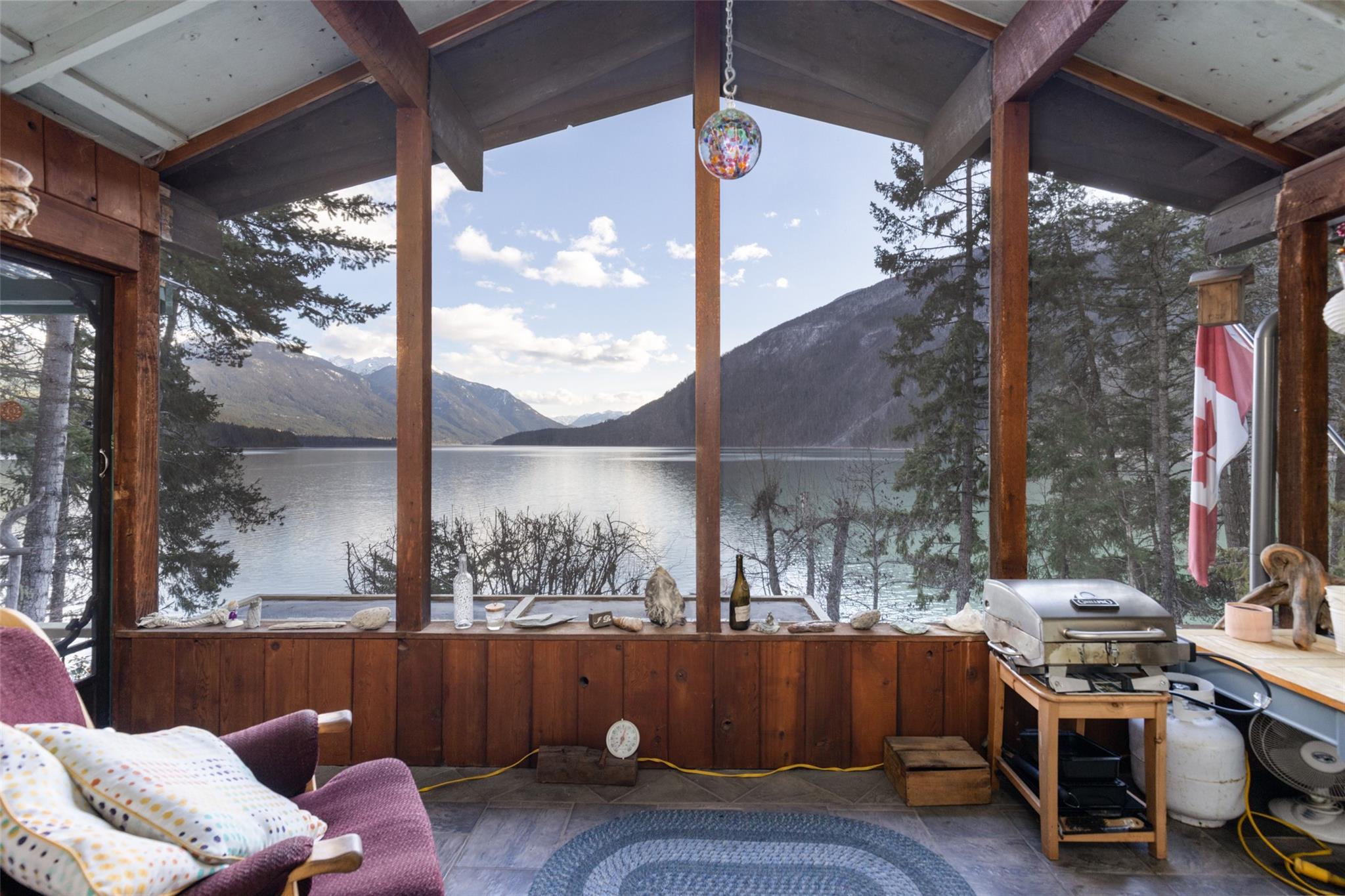 10484 In-Shuck-Ch Forest Service Road image 3