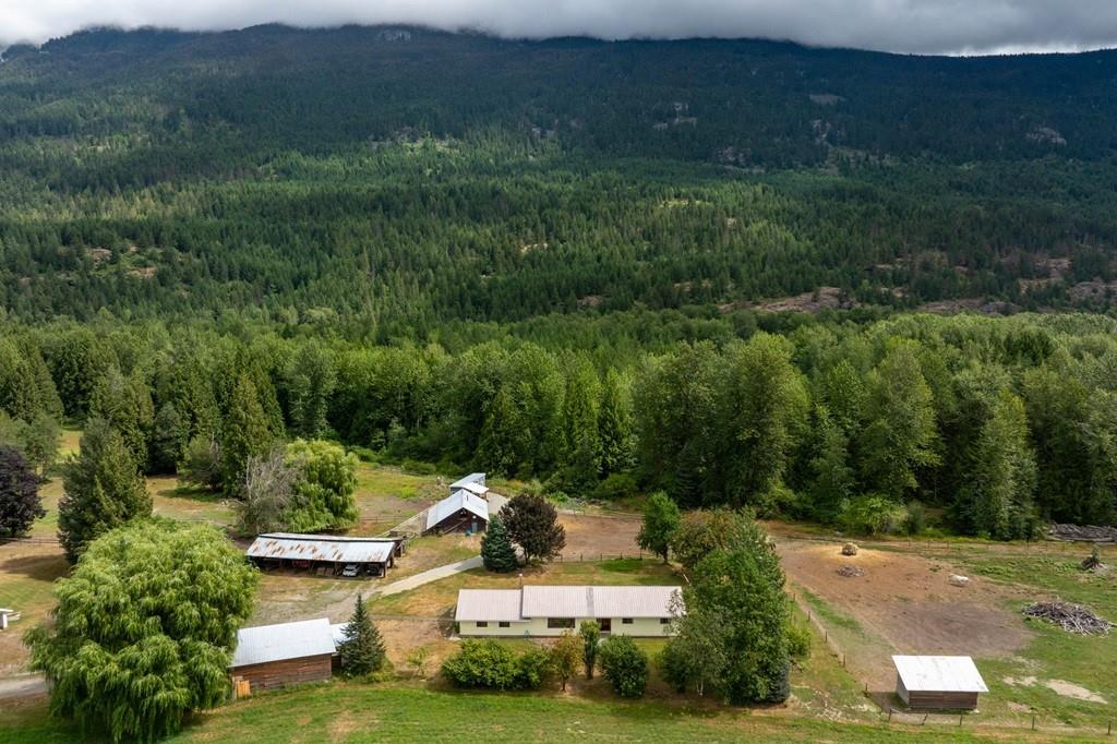 B-8988 Pemberton Meadows Road image 14