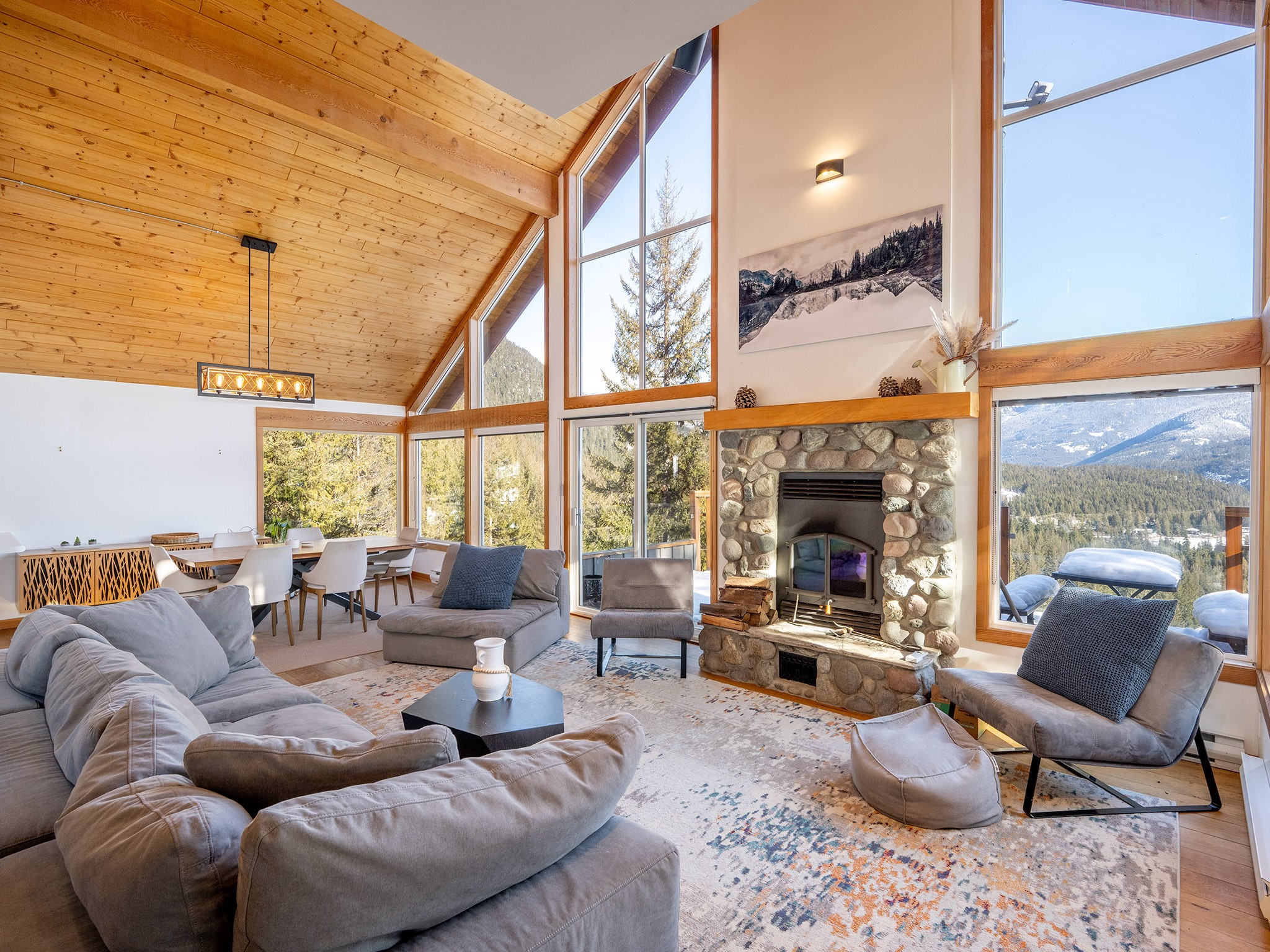 8373 Mountain View Drive image 1