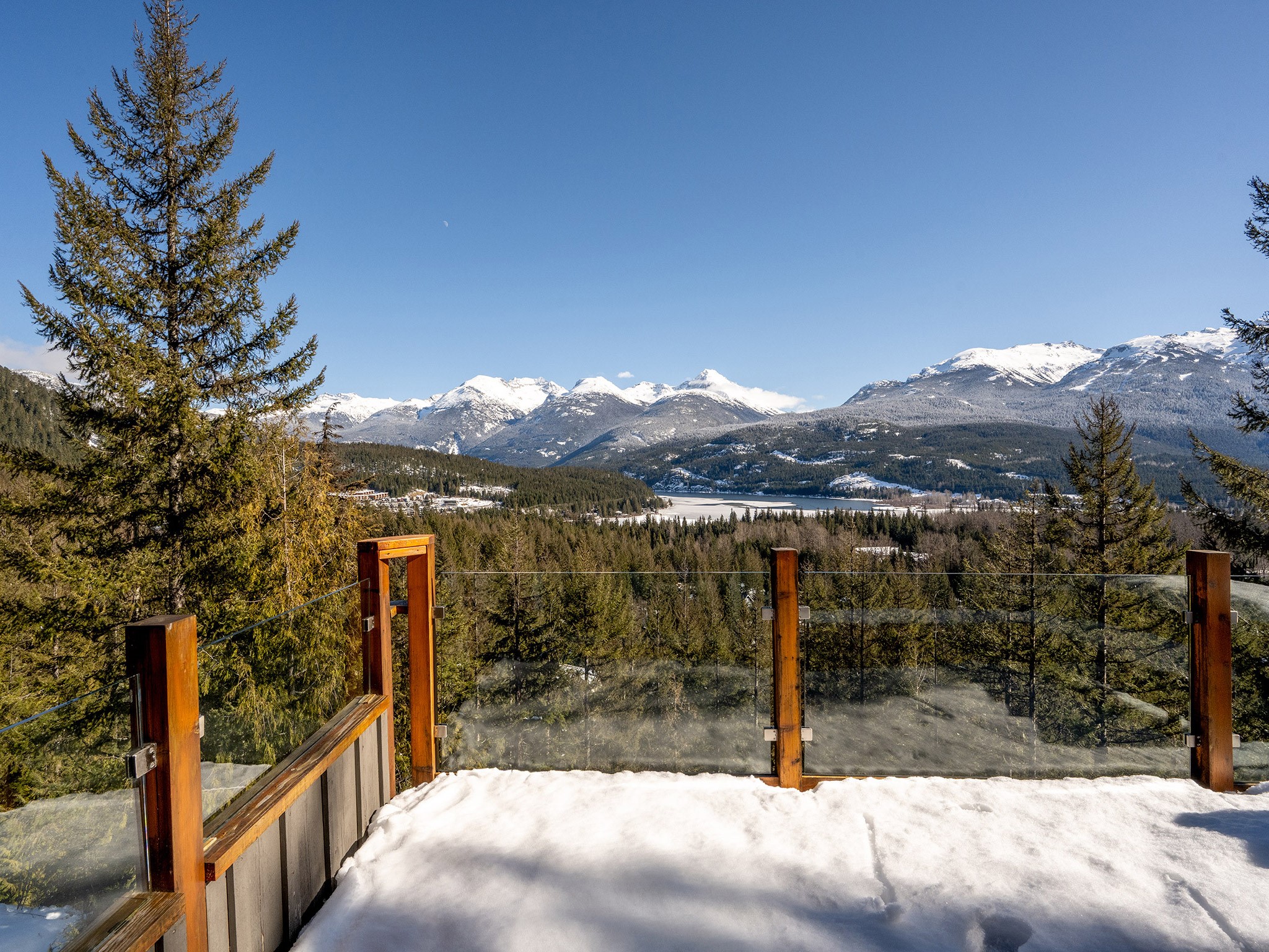 8373 Mountain View Drive image 2