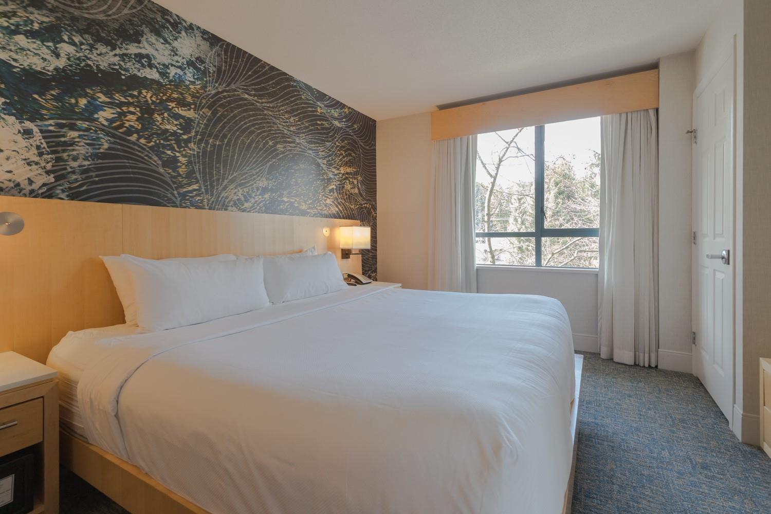 2236-4308 Main Street image 3