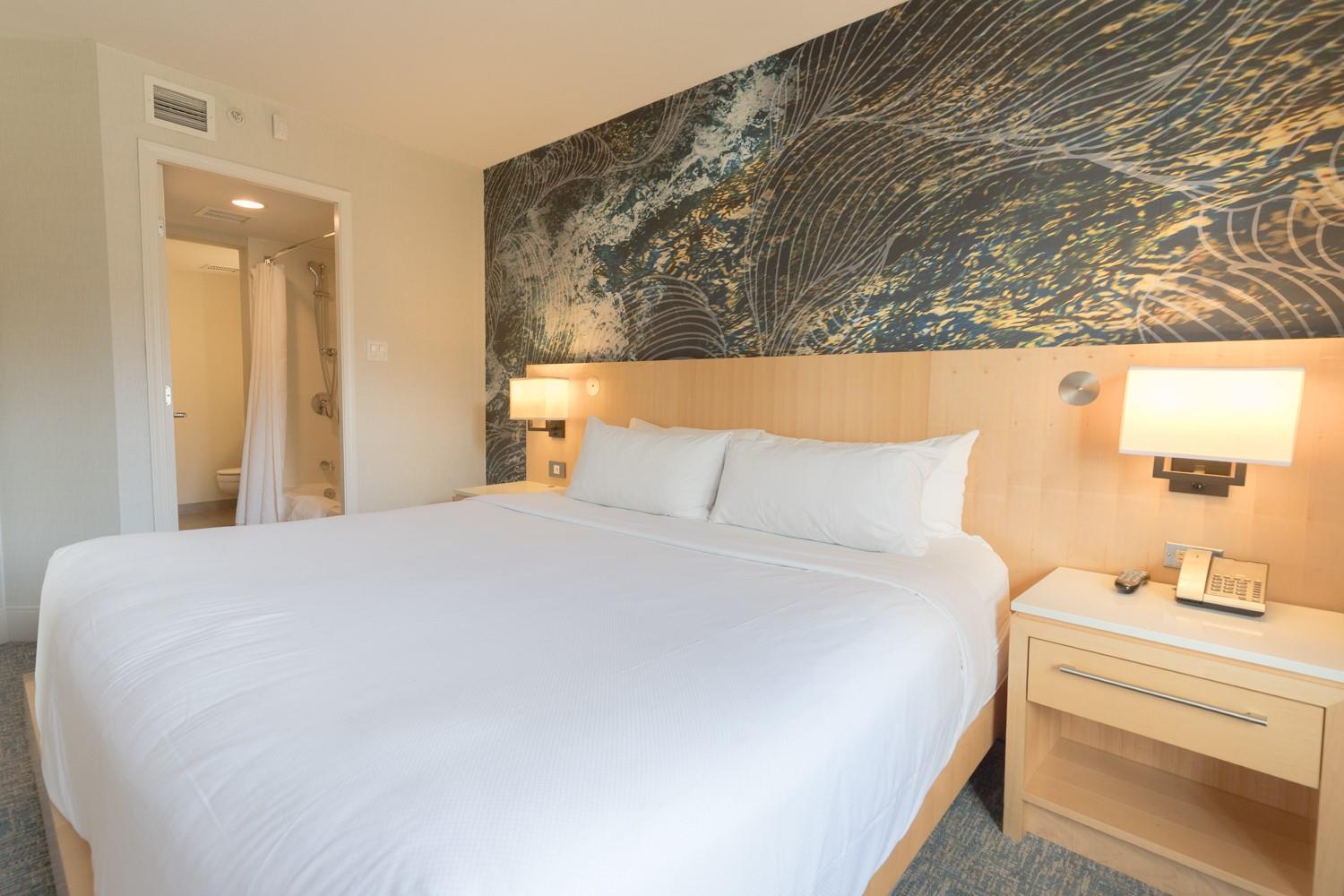 2236-4308 Main Street image 4