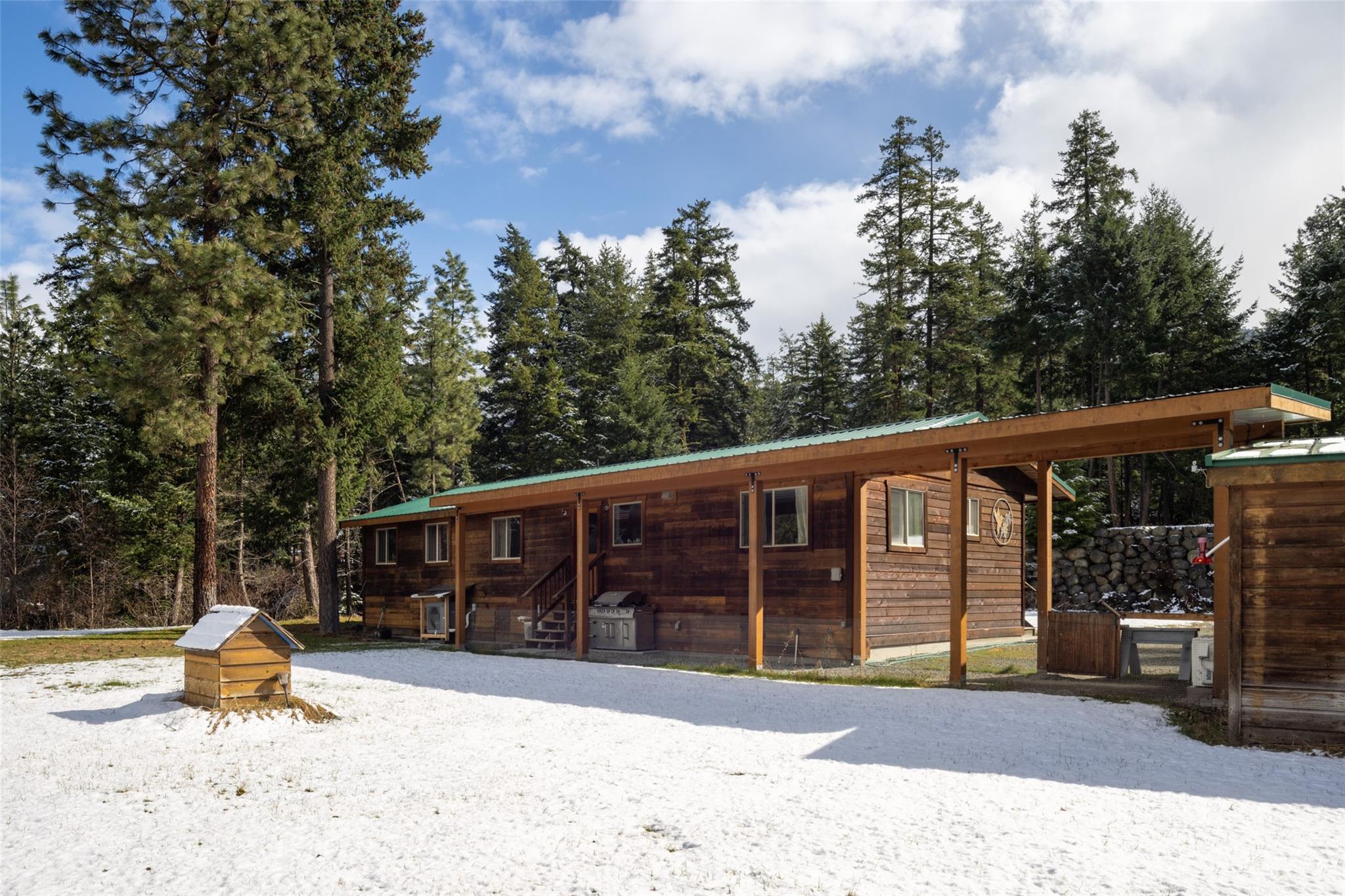 9660 Devine Street image 7