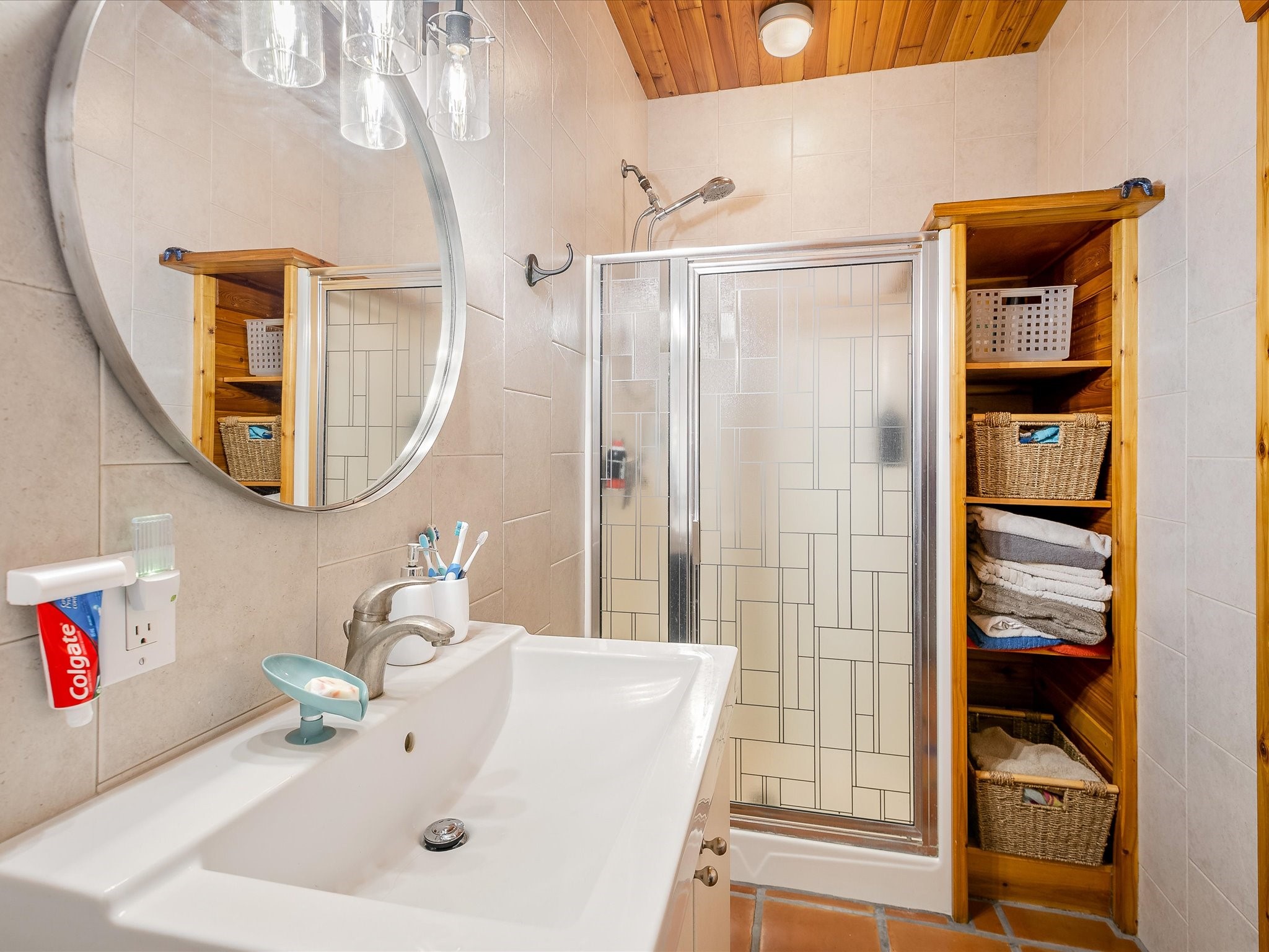 1470 Fraser Road image 13