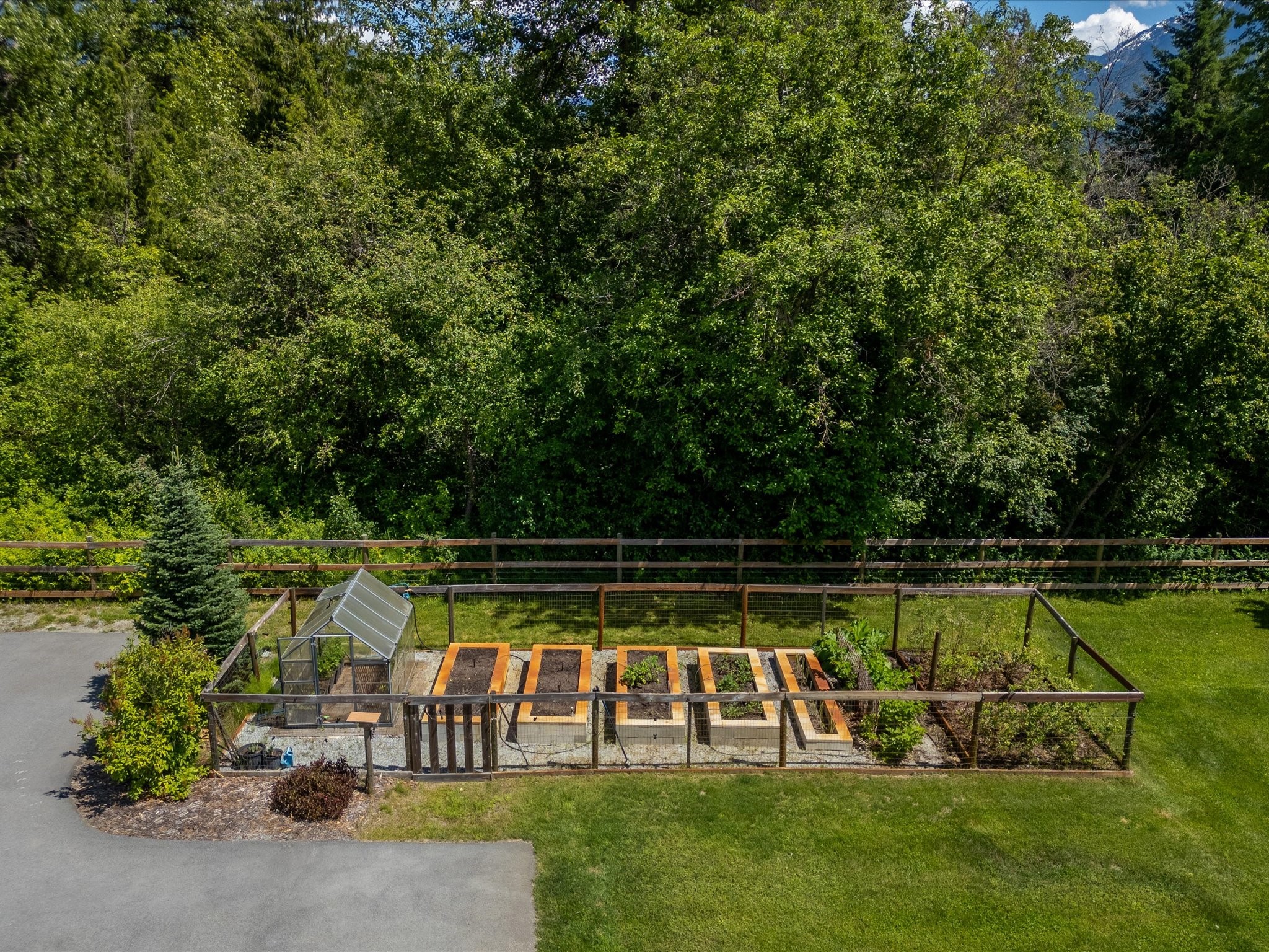 1470 Fraser Road image 27