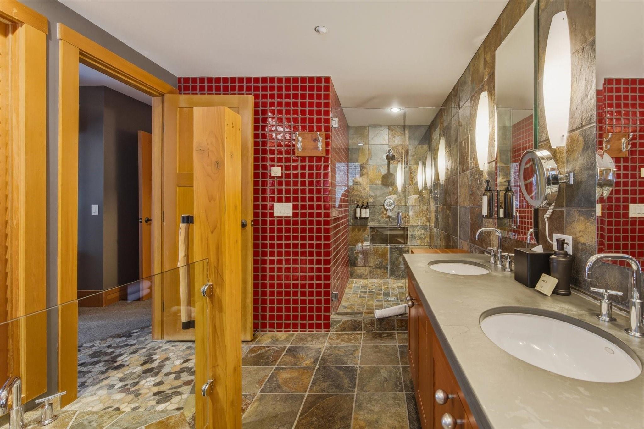 17H-2300 Nordic Drive image 14