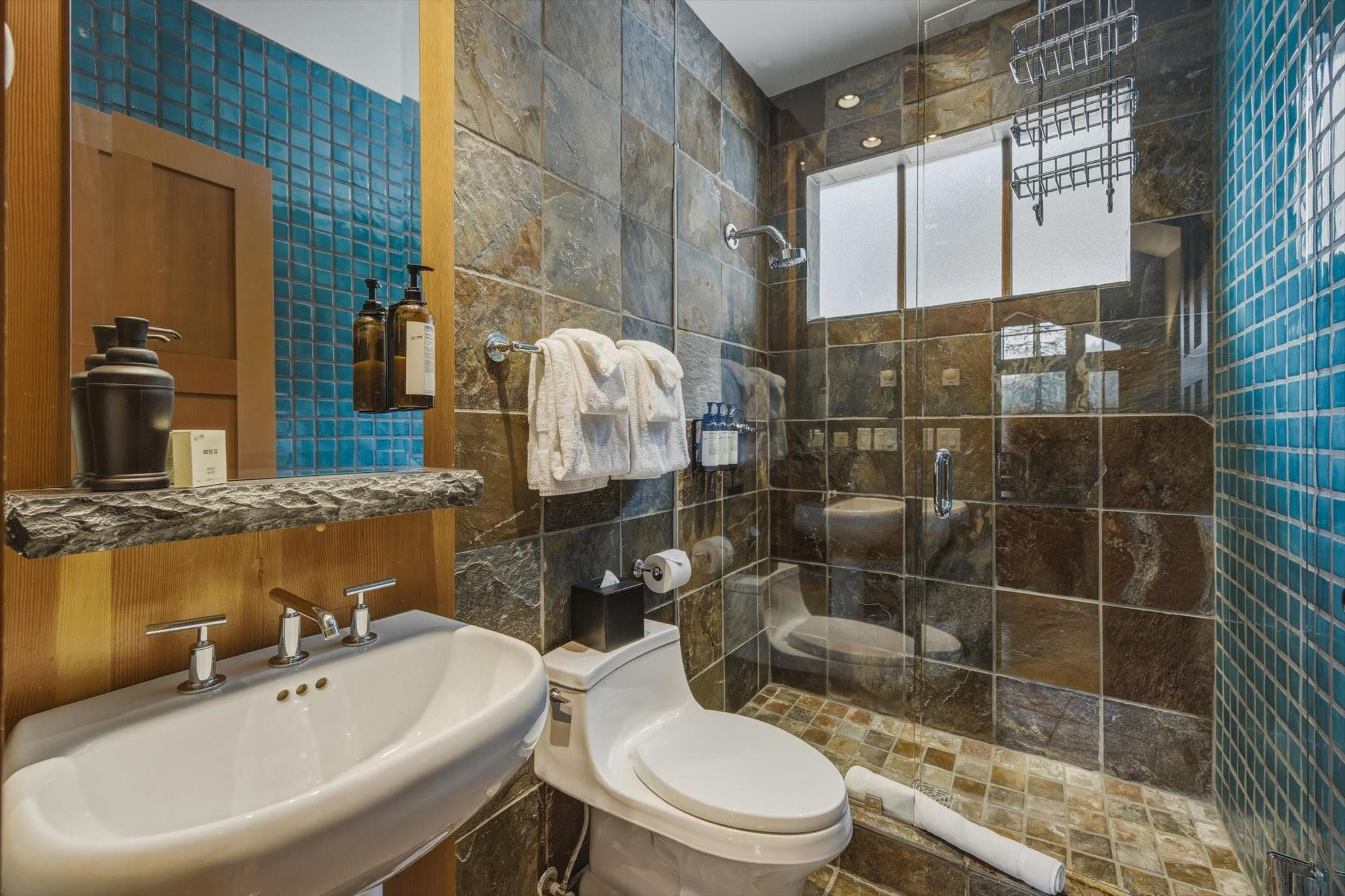 17H-2300 Nordic Drive image 15