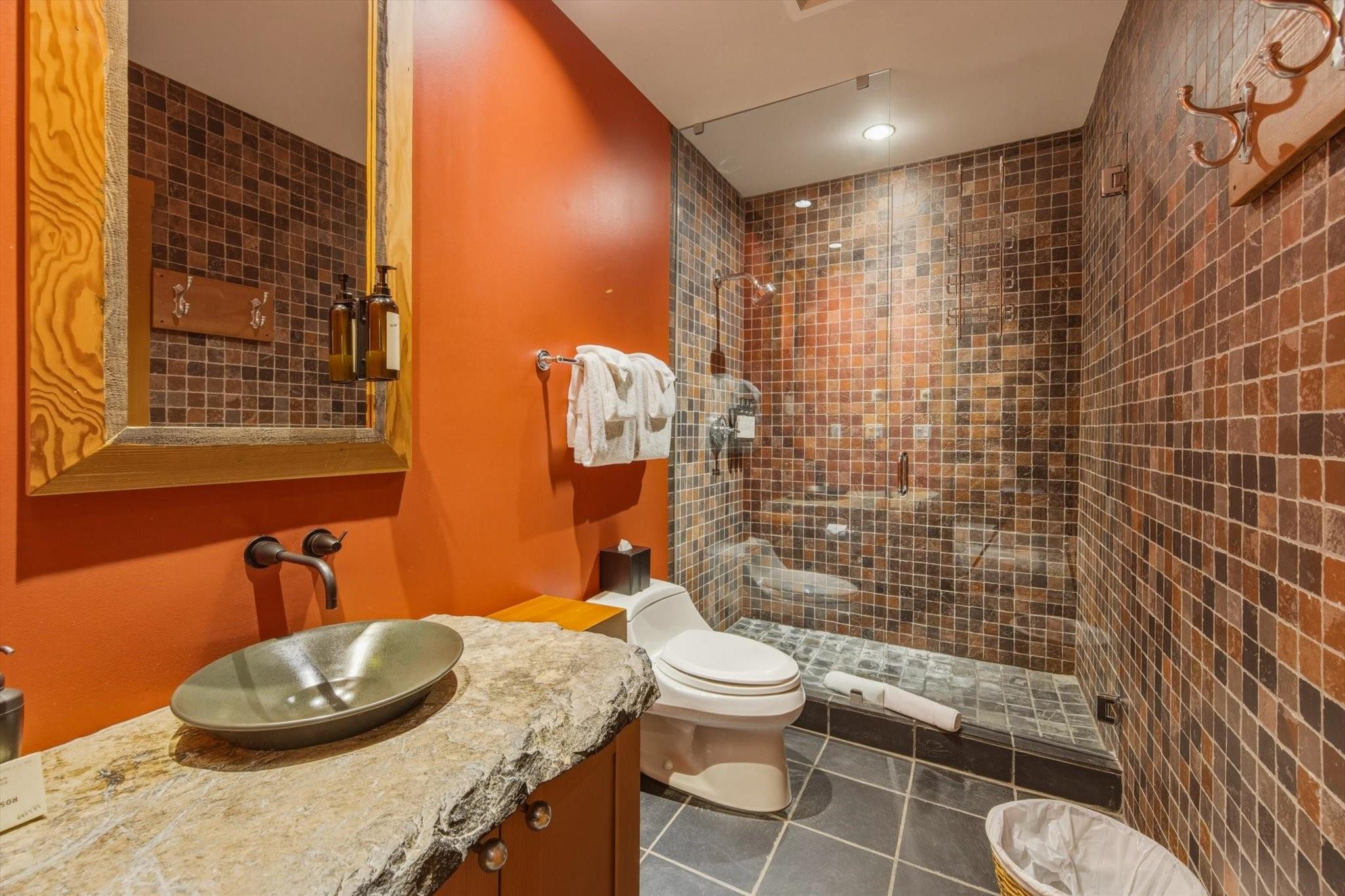 17H-2300 Nordic Drive image 22