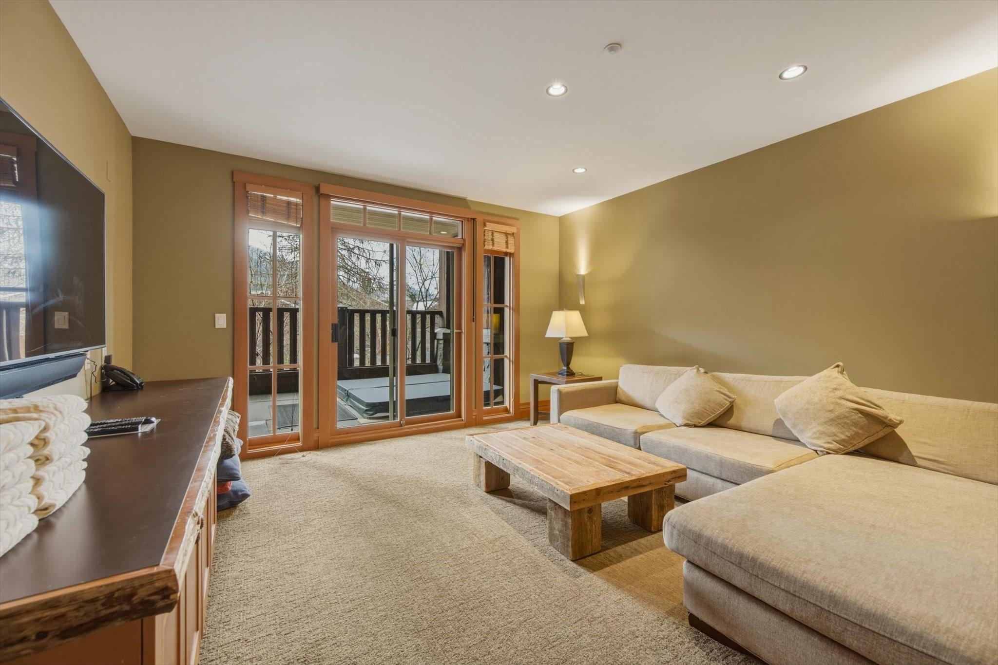 17H-2300 Nordic Drive image 24