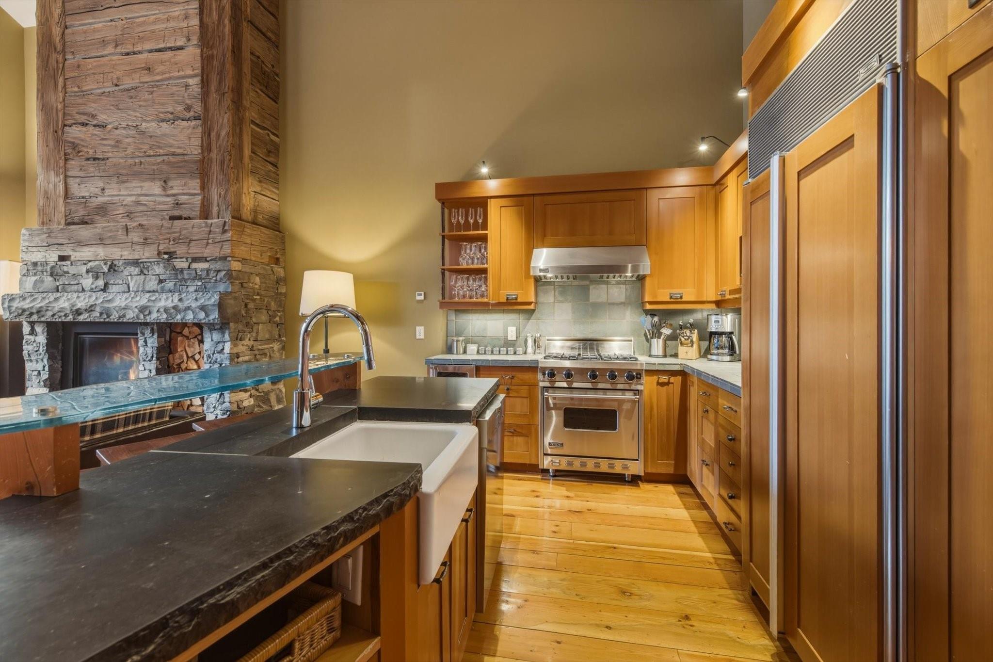 17H-2300 Nordic Drive image 7