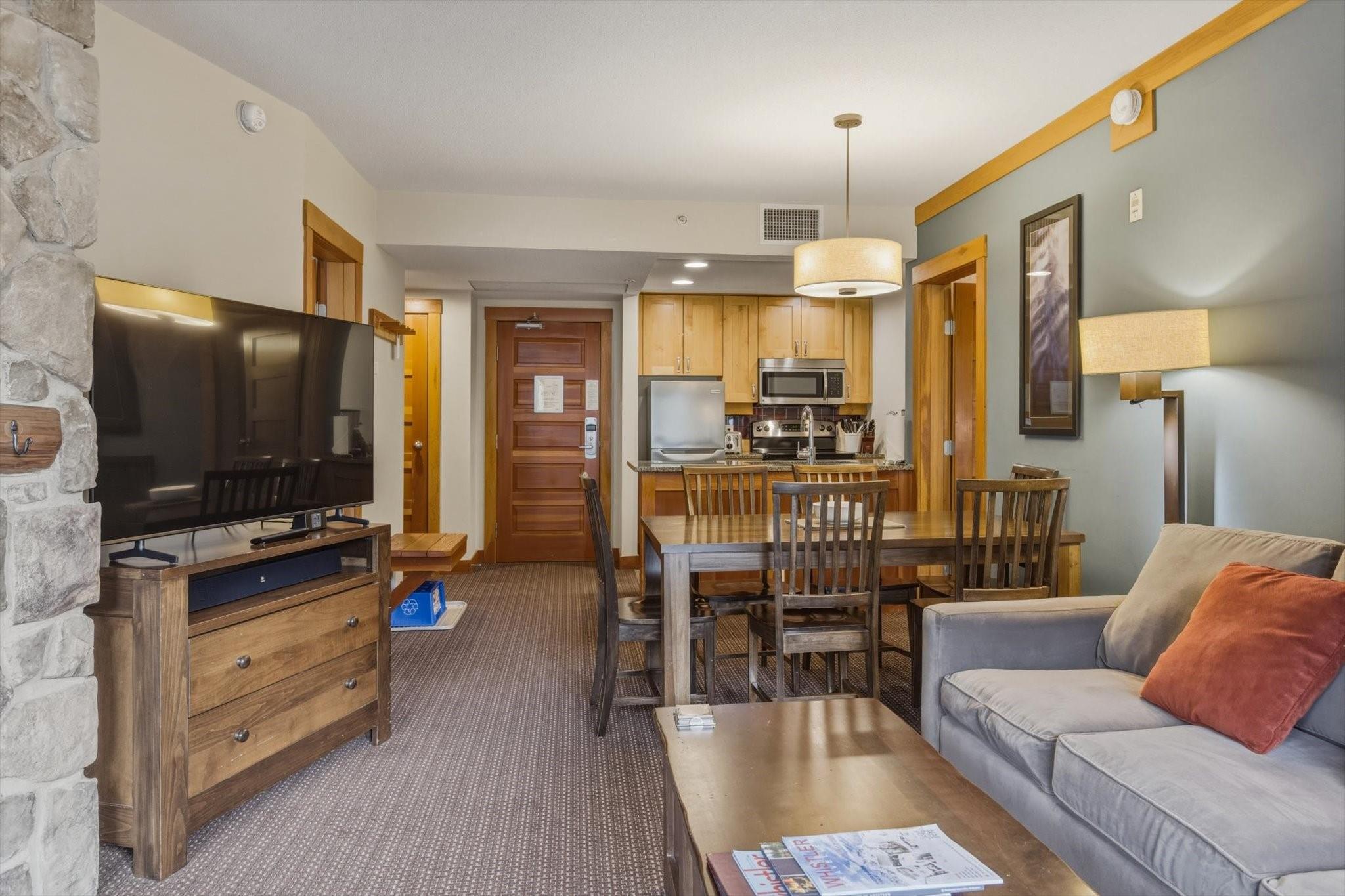 416C-2036 London Lane image 9