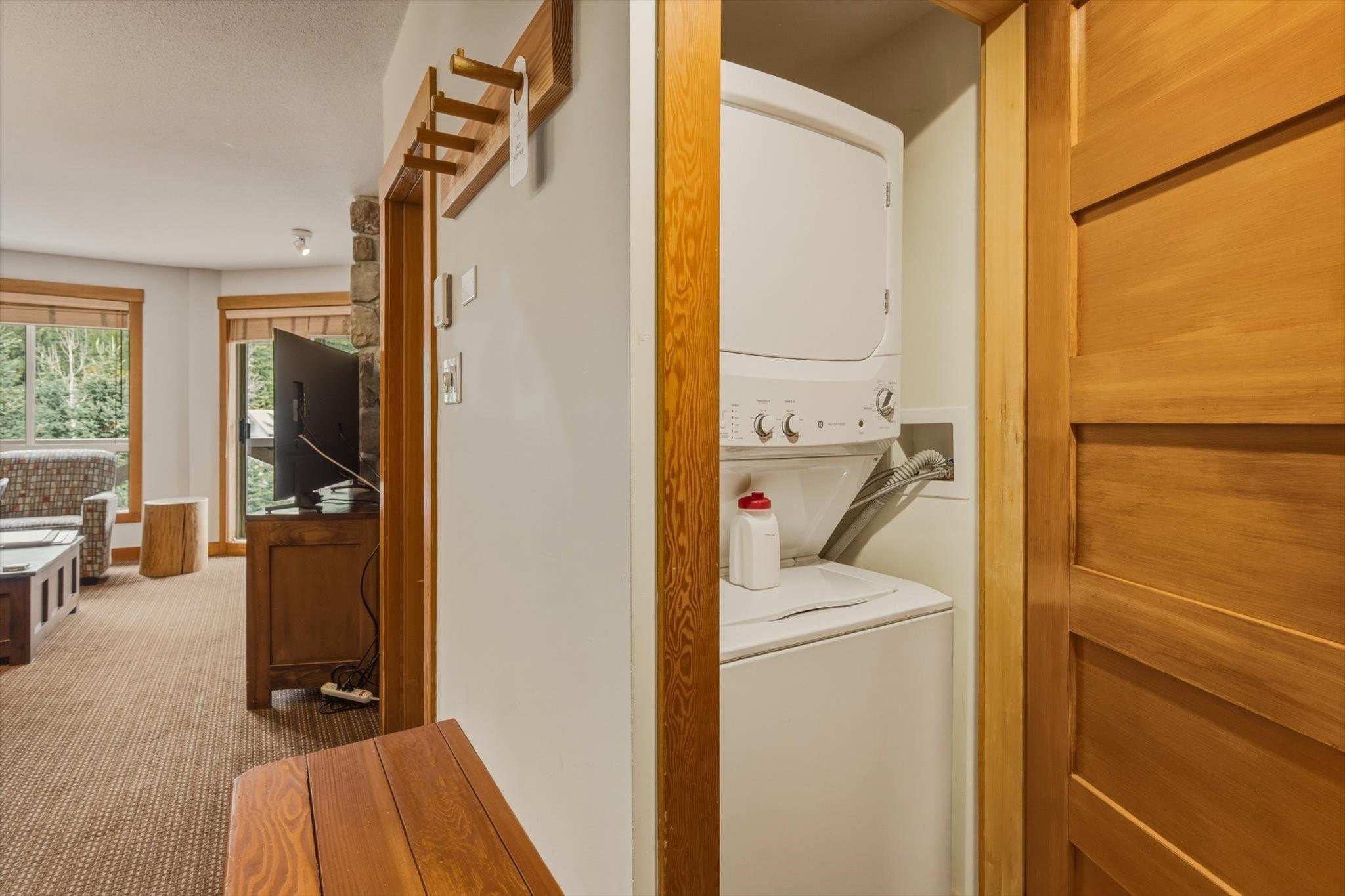 416C-2036 London Lane image 15