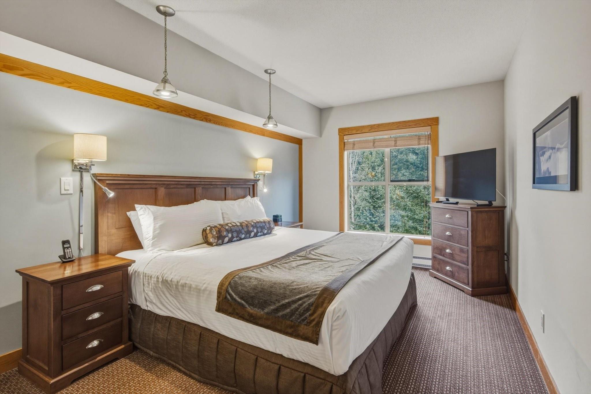 416C-2036 London Lane image 16