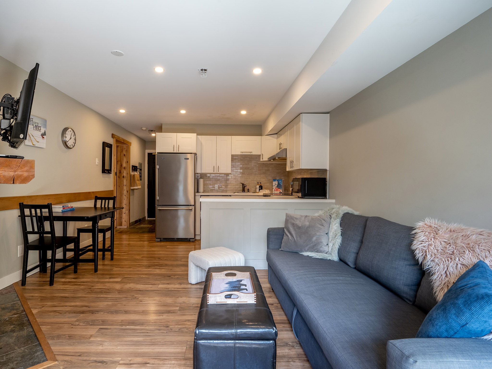 347-4340 Lorimer Road image 6