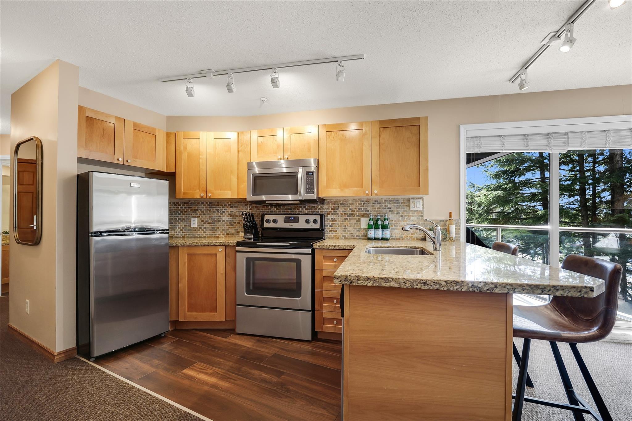 212-4800 Spearhead Drive image 3