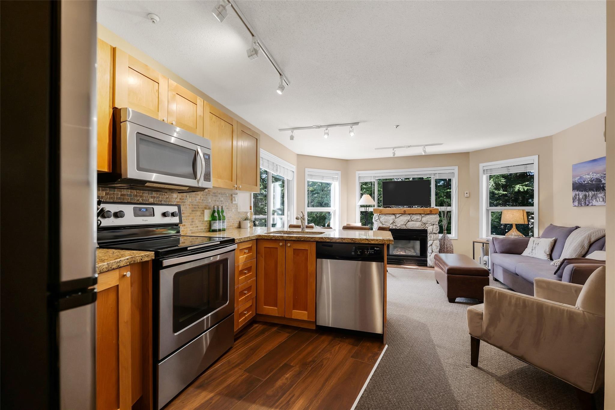 212-4800 Spearhead Drive image 4