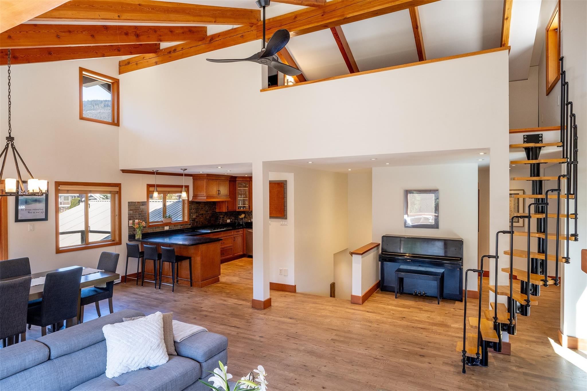 6444 Toad Hollow  image 6