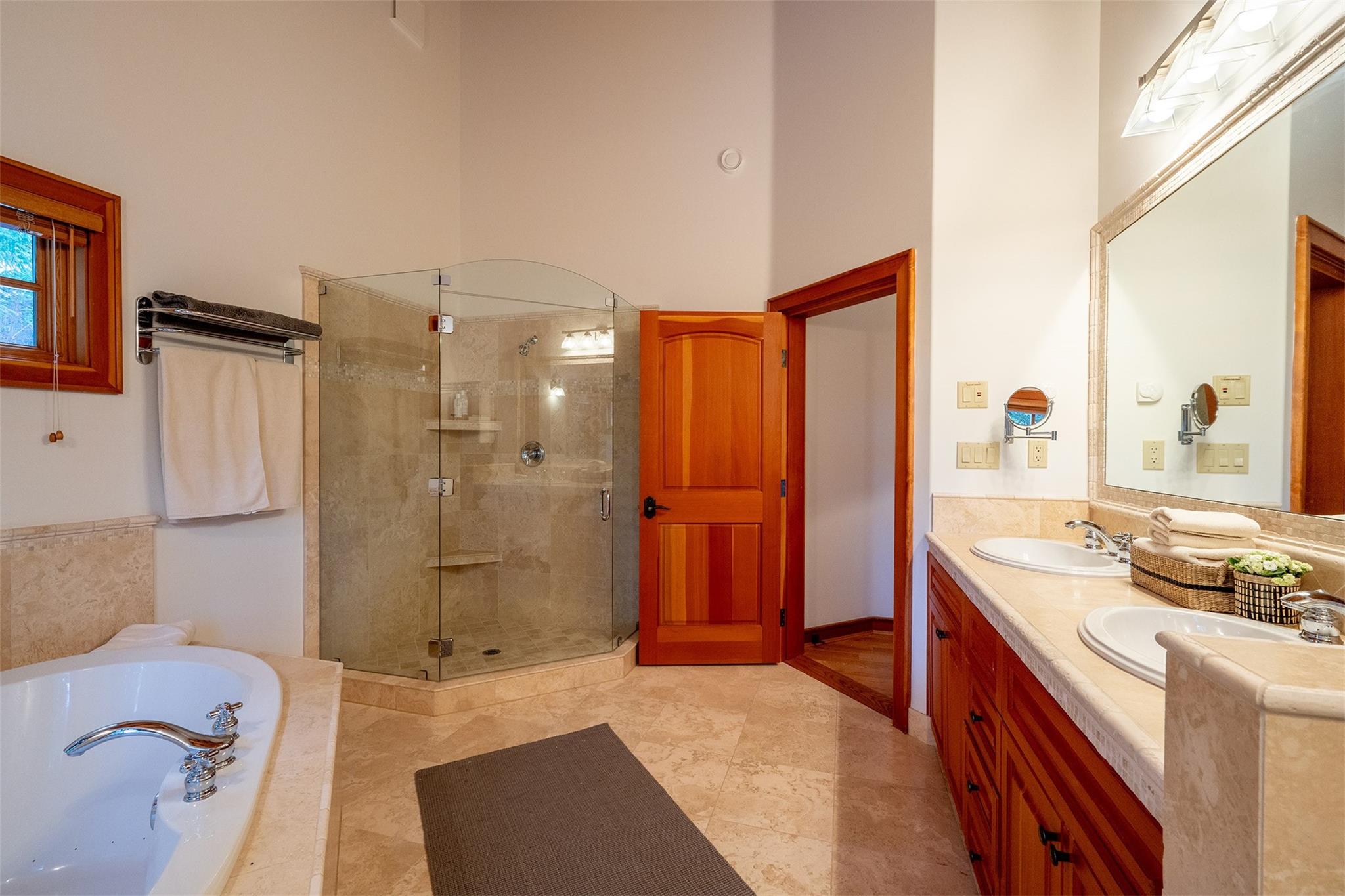3826 Sunridge Drive image 17
