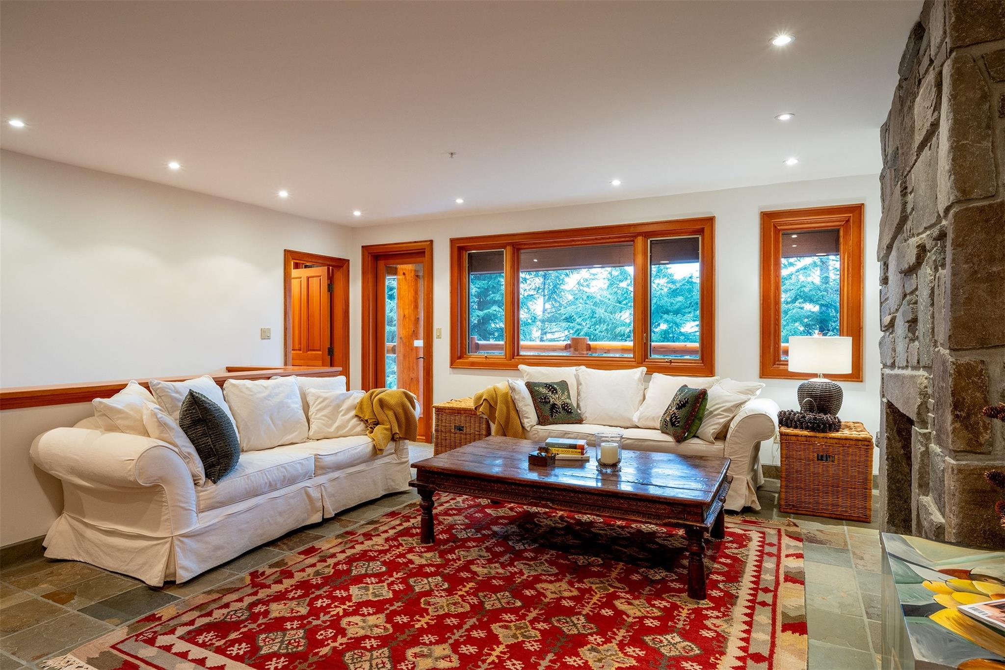 3826 Sunridge Drive image 21