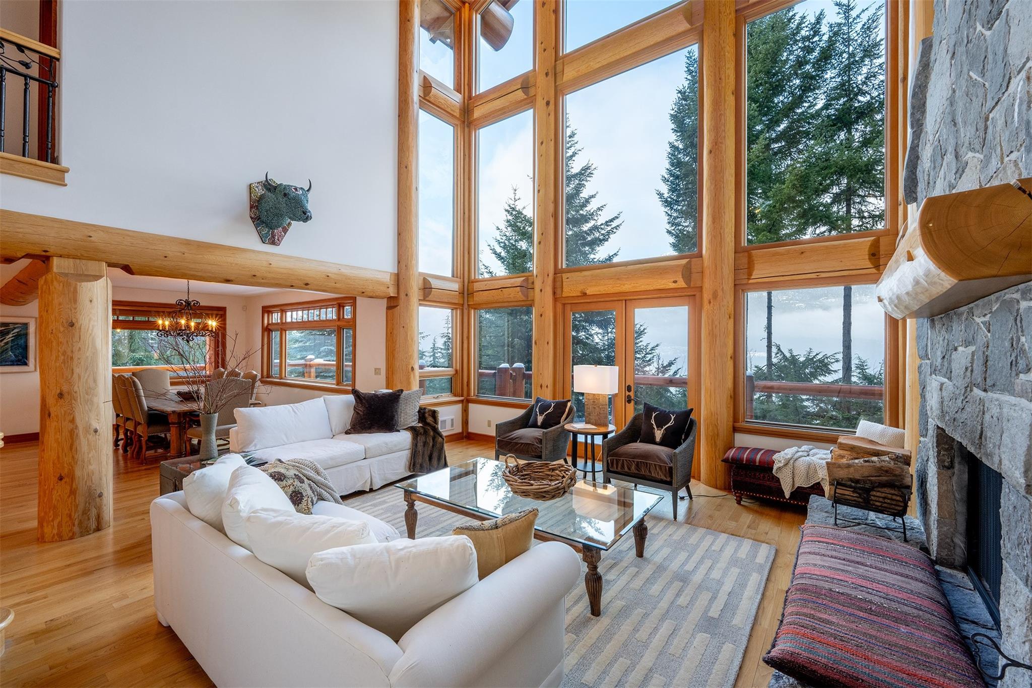 3826 Sunridge Drive image 2