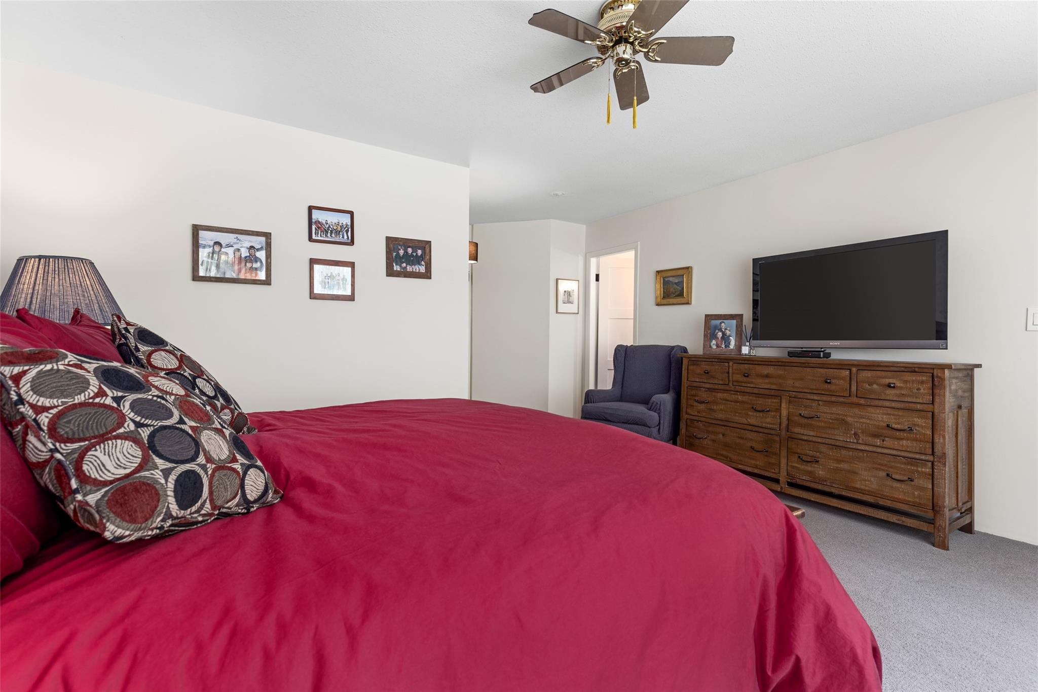 6266 Eagle Drive image 16