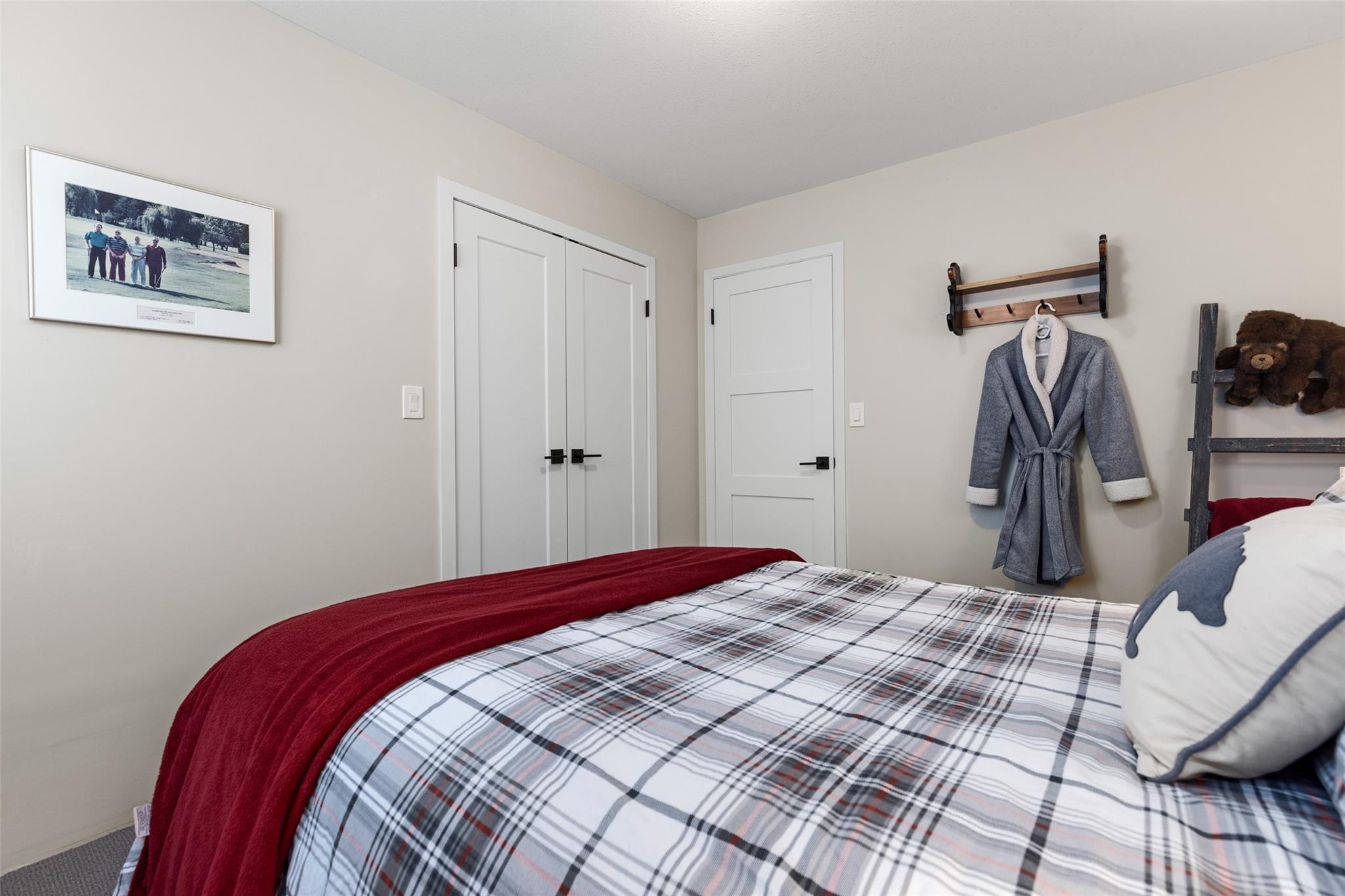 6266 Eagle Drive image 20