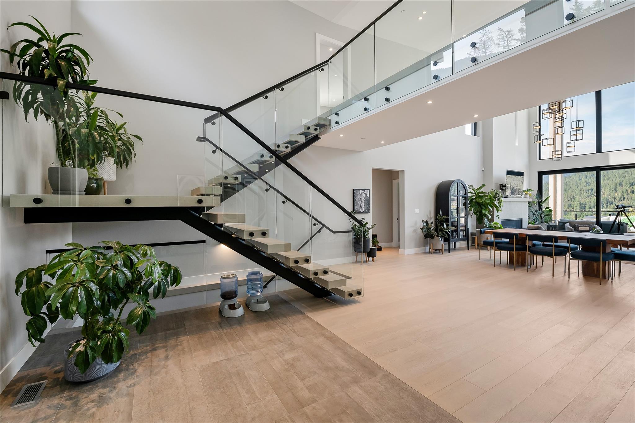 9292 Steller's Way image 14