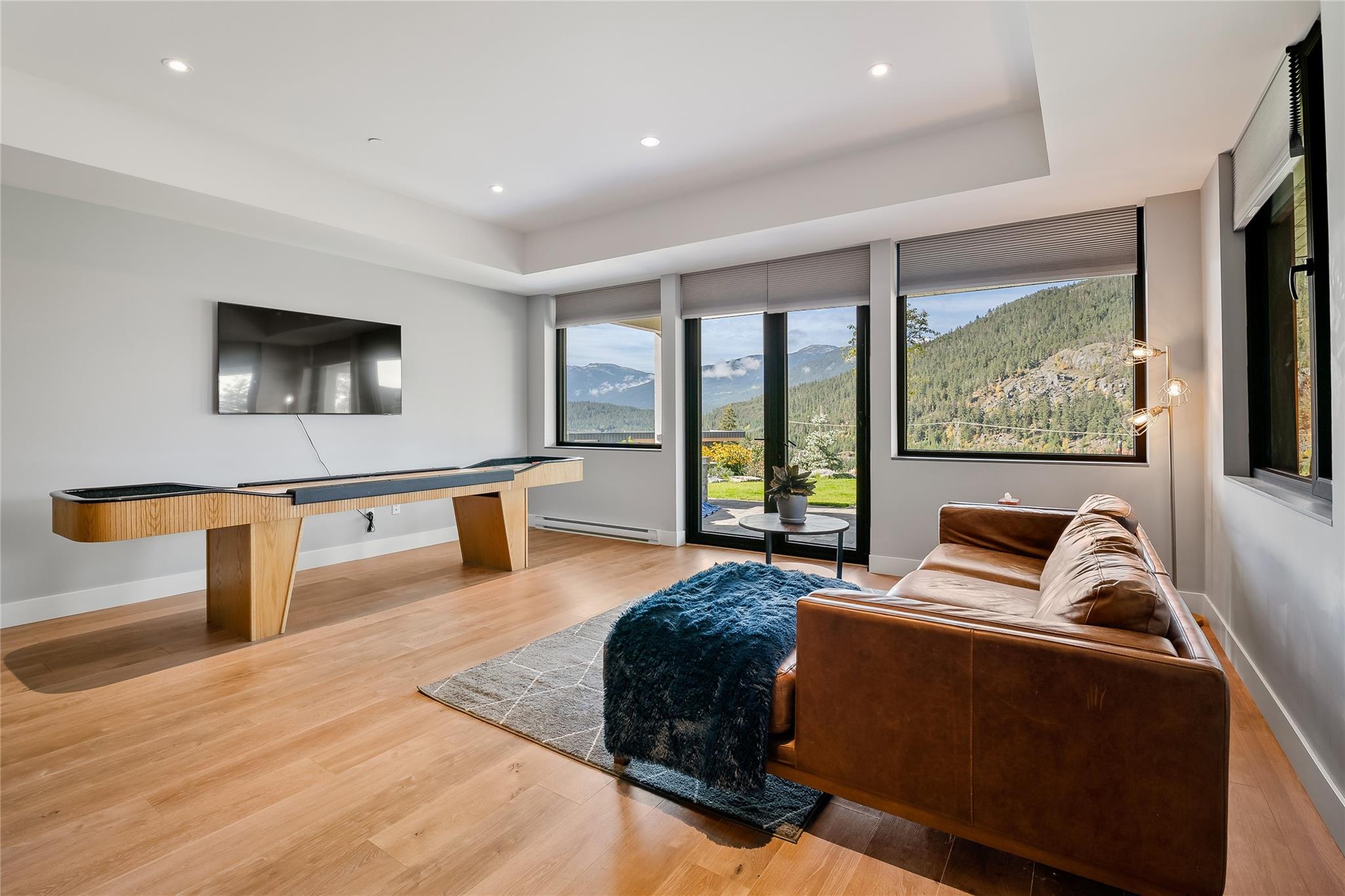 9292 Steller's Way image 21