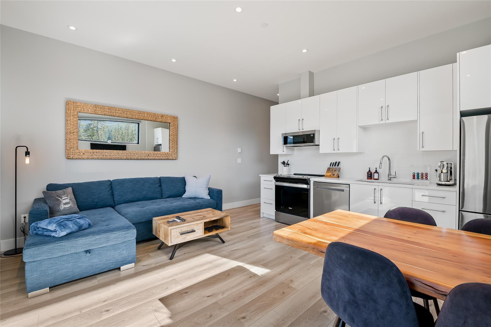 9292 Steller's Way image 28