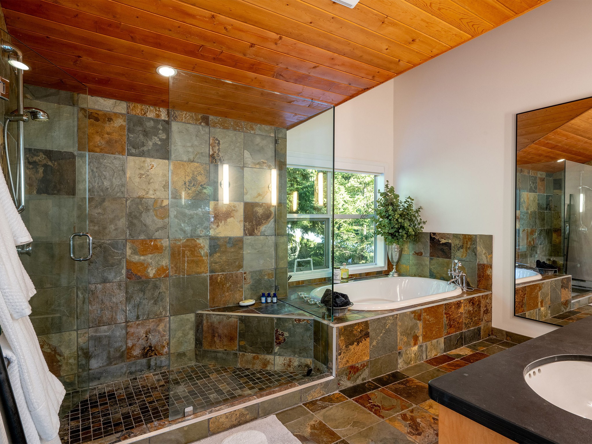 2219 Aspen Drive image 16