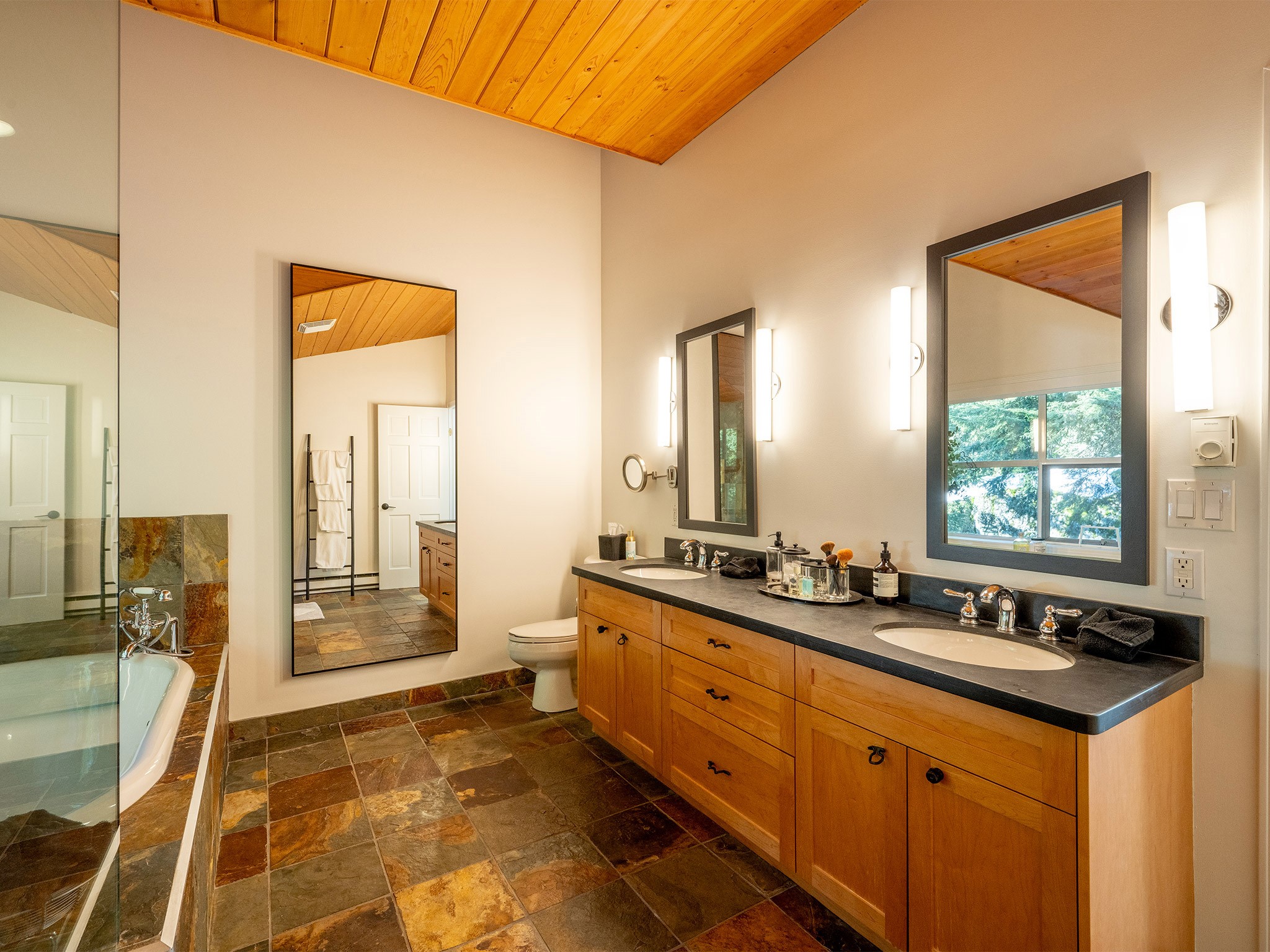 2219 Aspen Drive image 17