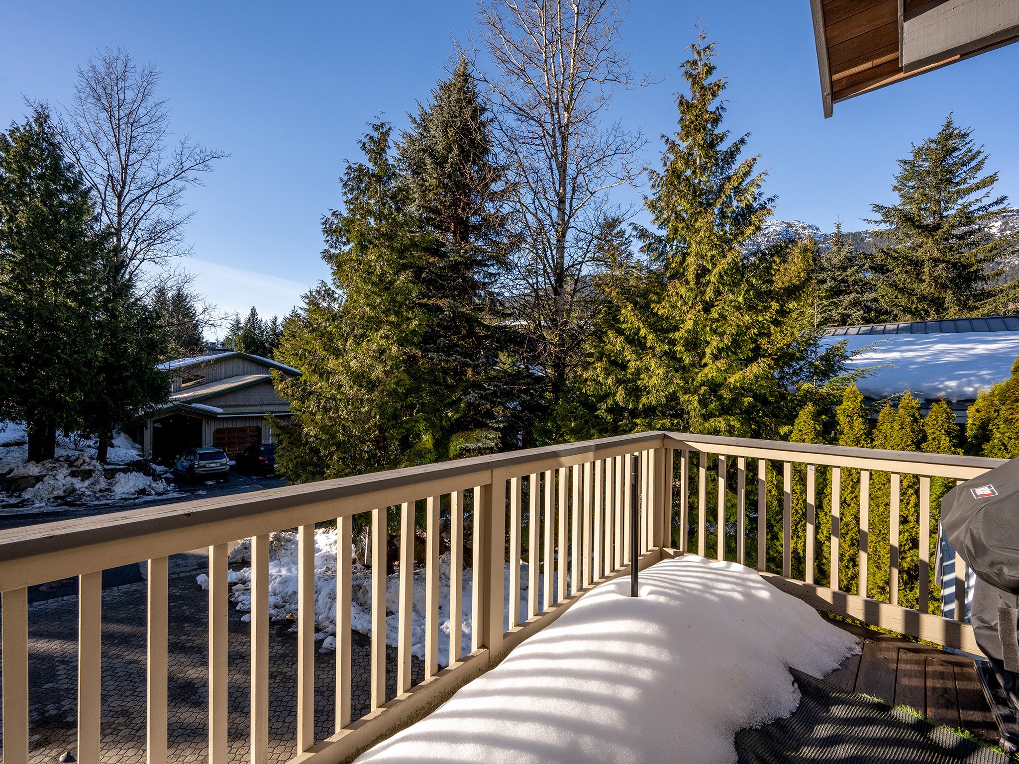2219 Aspen Drive image 2