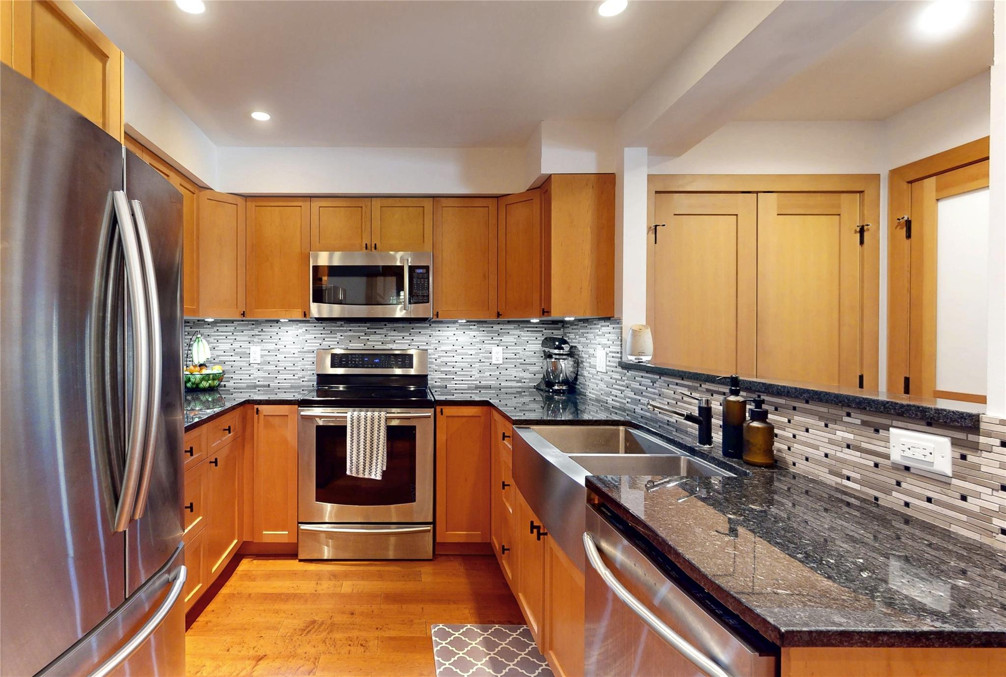 11-2556 Snowridge Crescent image 5